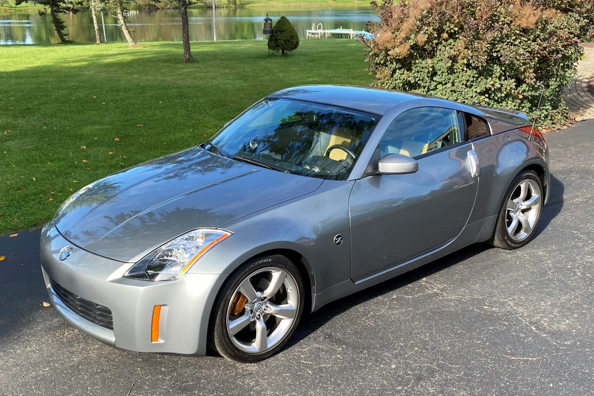 1 600 Mile 2005 Nissan 350Z Coupe 35Th Anniversary Edition For Sale On Bat Auctions Sold For