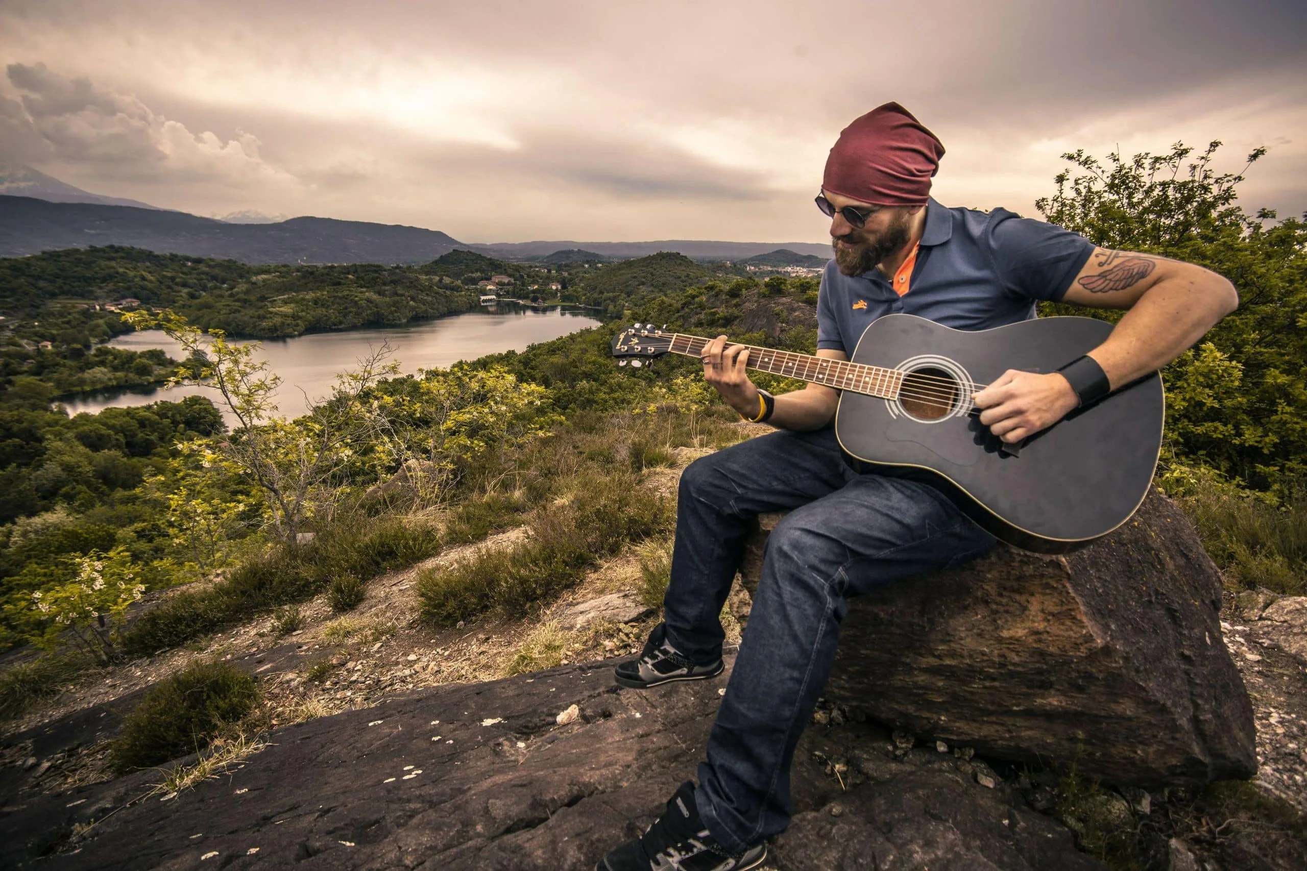 15 Best Acoustic Songs Of All Time