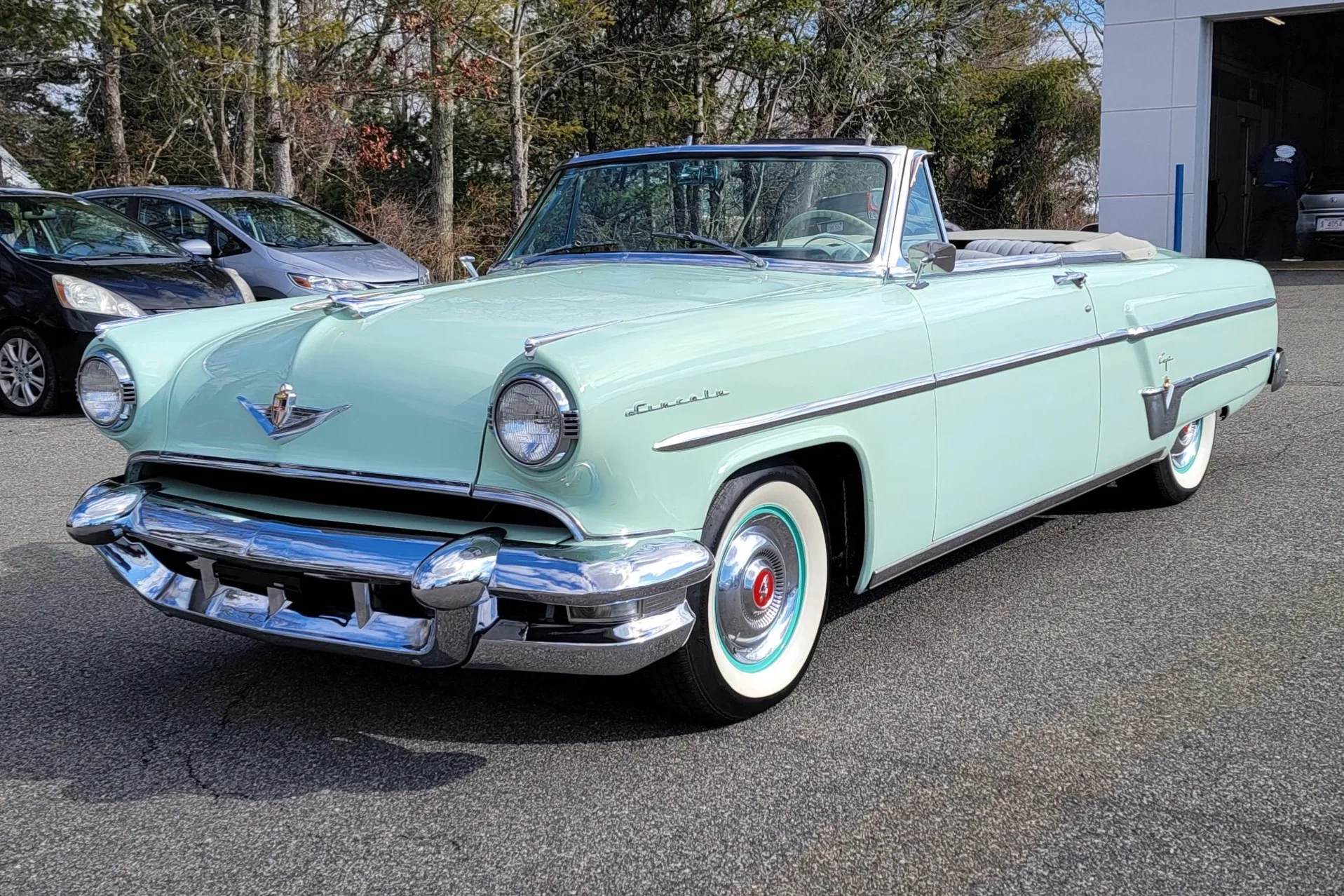 1954 Lincoln Cosmopolitan