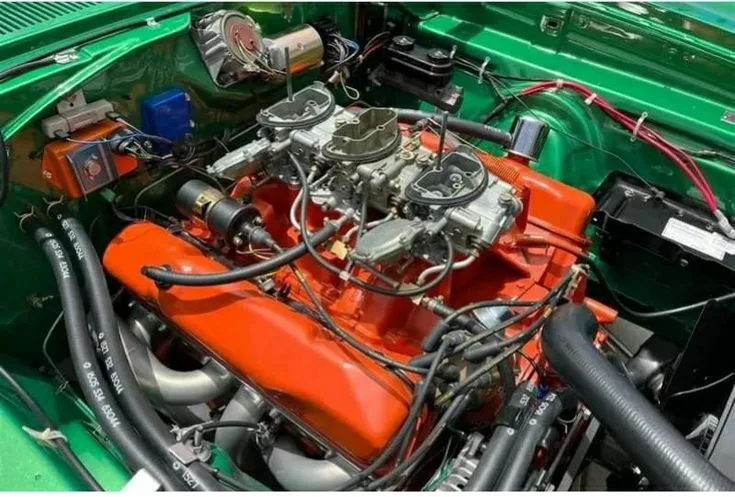 1969 1 2 A12 Road Runner 440Ci 6Bbl 390Hp Engine Compartment