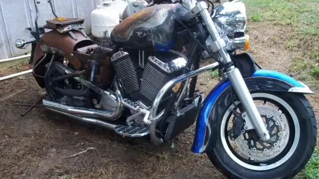 1999 V92C Victory Cruiser Motorcycle For Parts Salvage