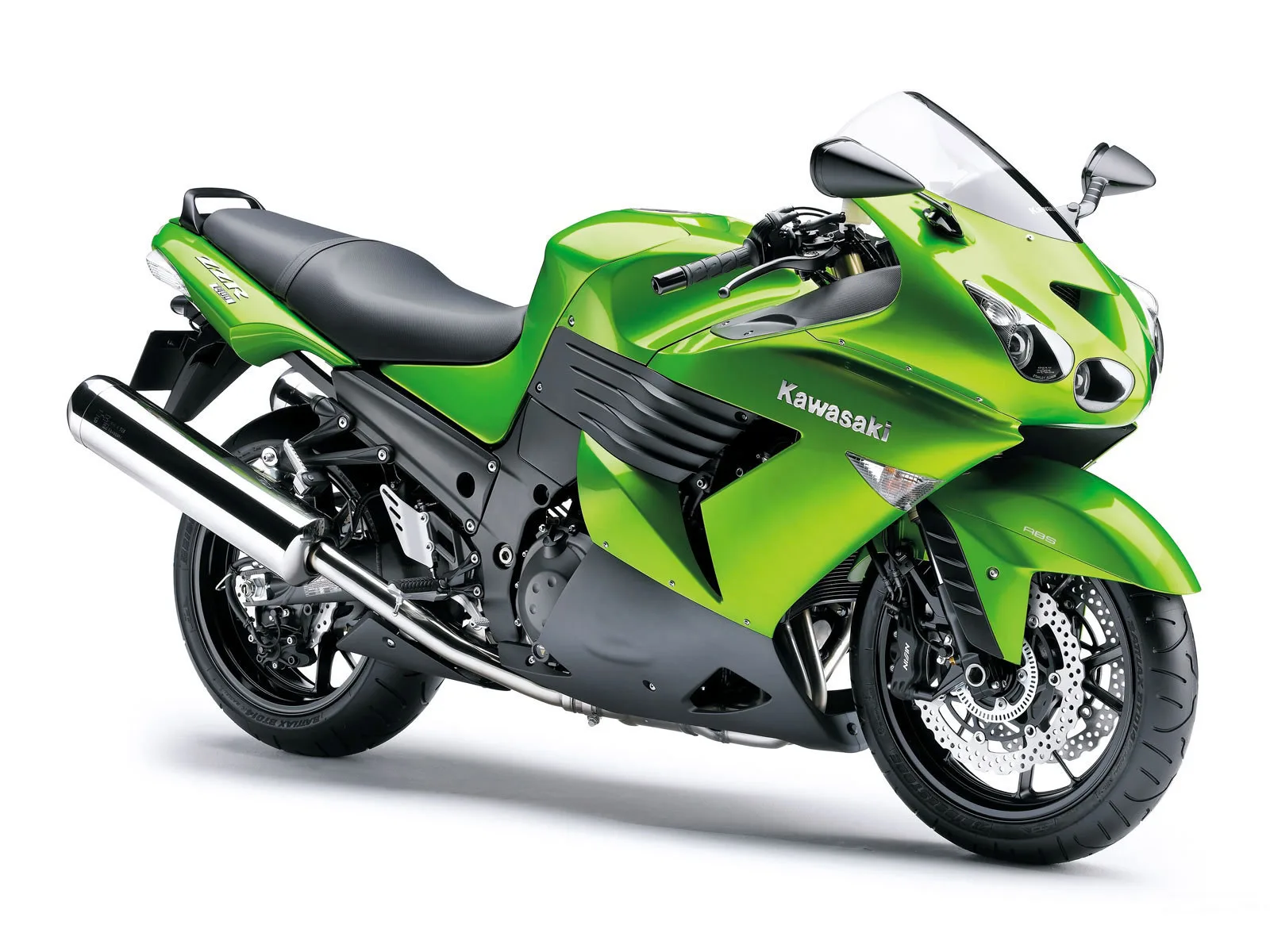 20 Pictures Of Kawasaki Motorcycles Background