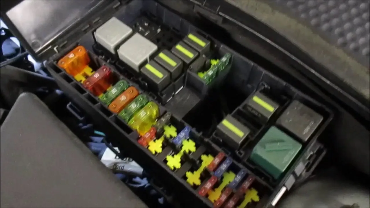 2002 Ford Focus Fuse Box Location