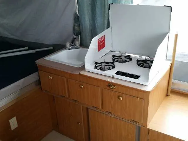 2002 Used Coleman Fairlake Pop Up Camper In Florida Fl