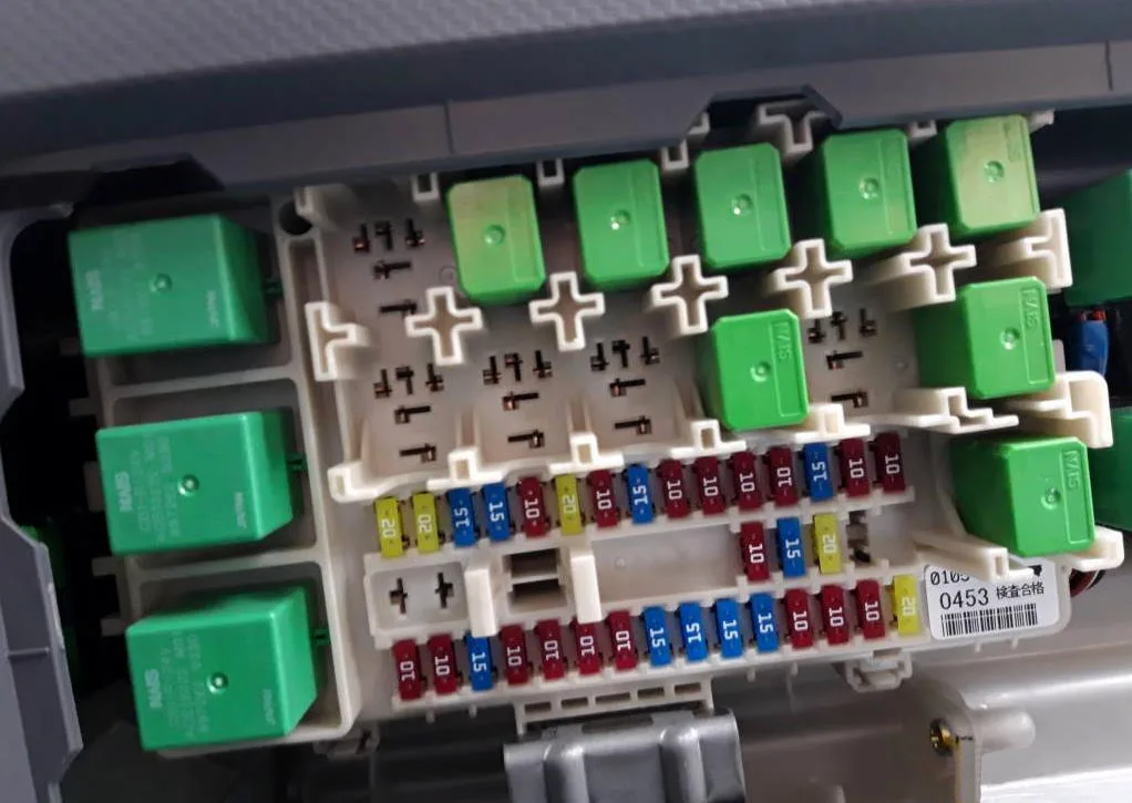 2004 Fuse Panel Diagram