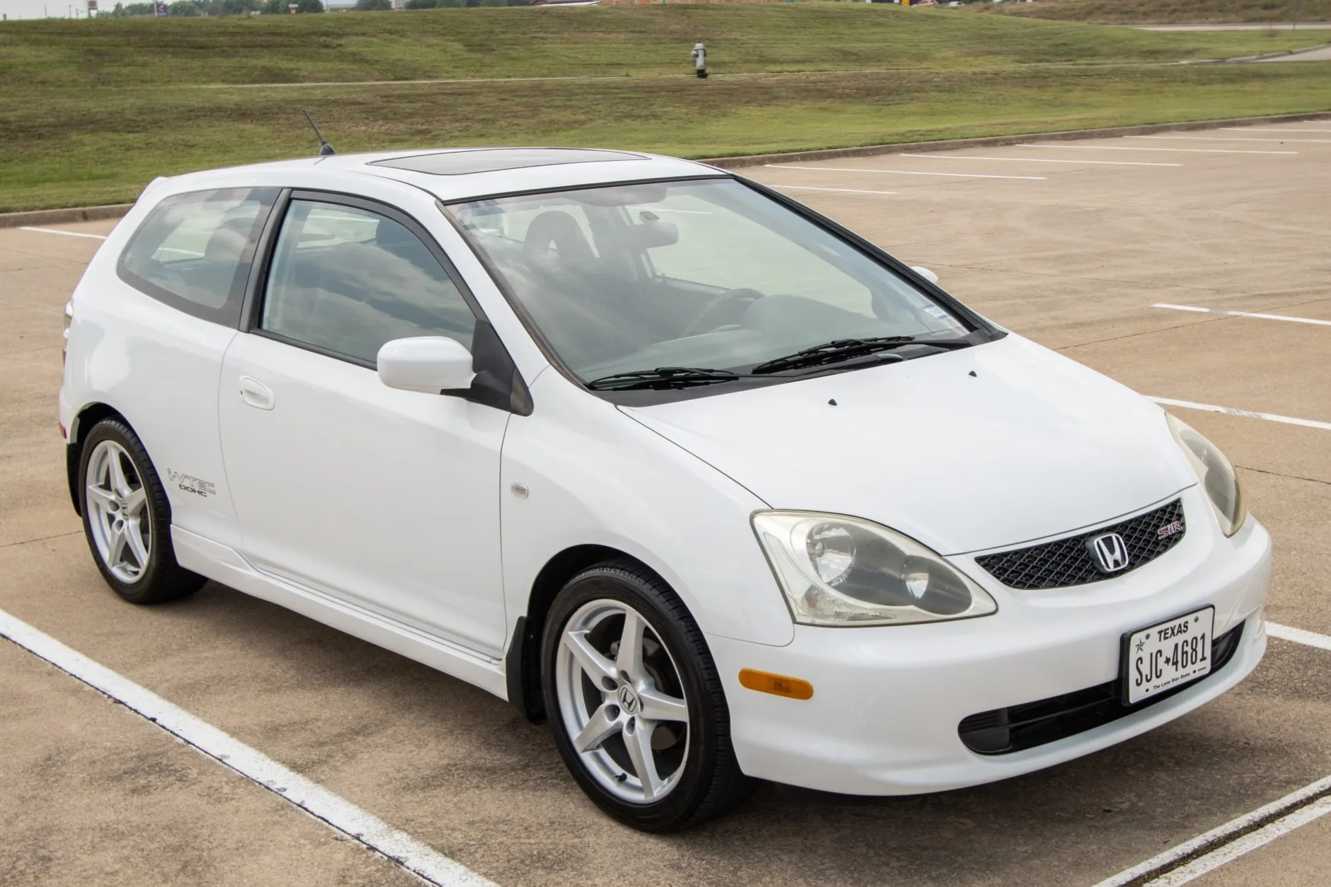 2004 Honda Civic Si For Sale On Bat Auctions Closed On July 24 2023 Lot 114 481 Bring A