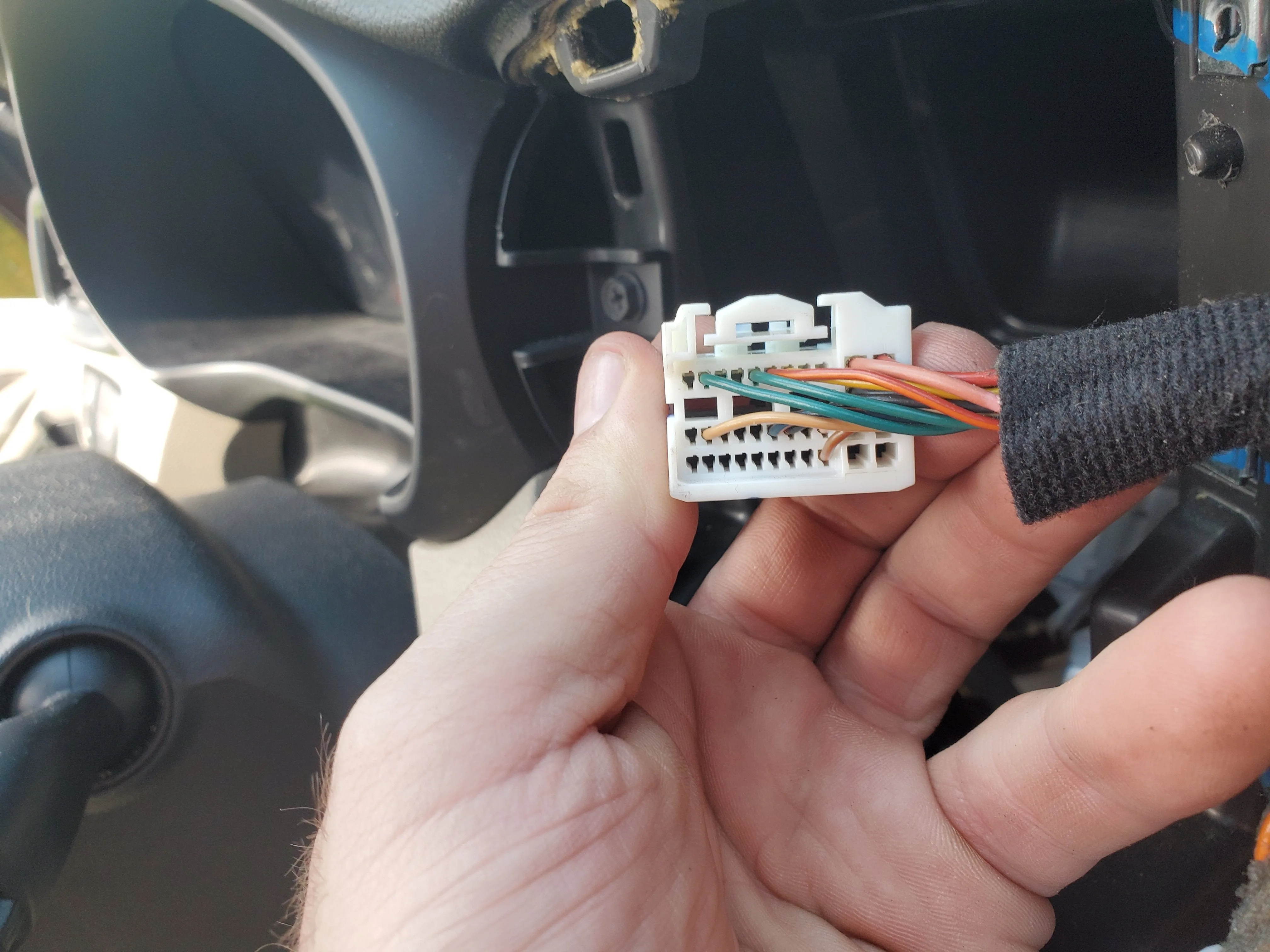 2017 Kia Sorento Ex 2 0 Factory Head Unit Wiring Harness Pin Diagram Kia Forum
