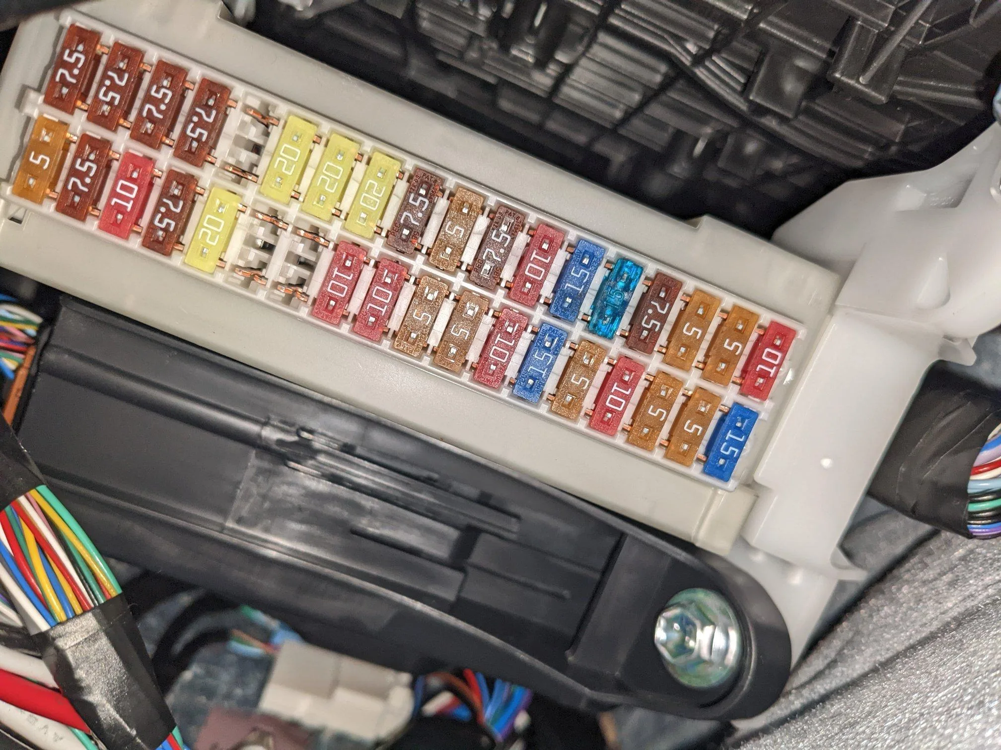 2020 Toyota Corolla Fuse Box Diagram
