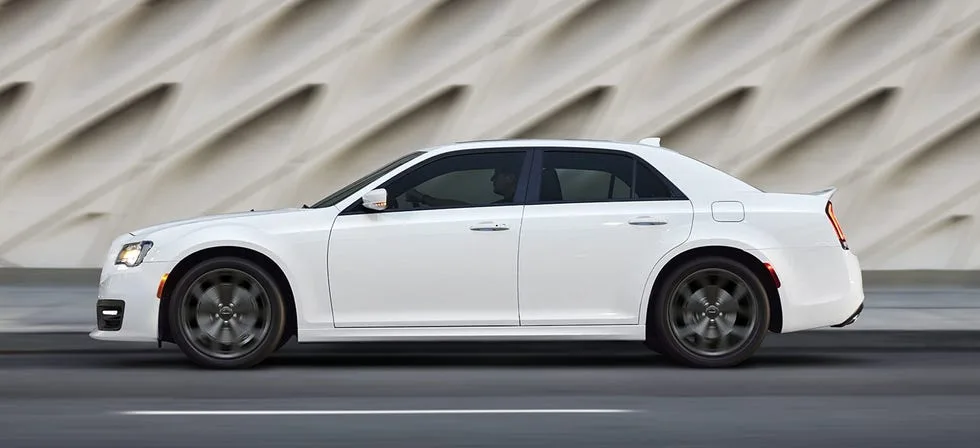2021 Chrysler 300 Review Pricing And Specs