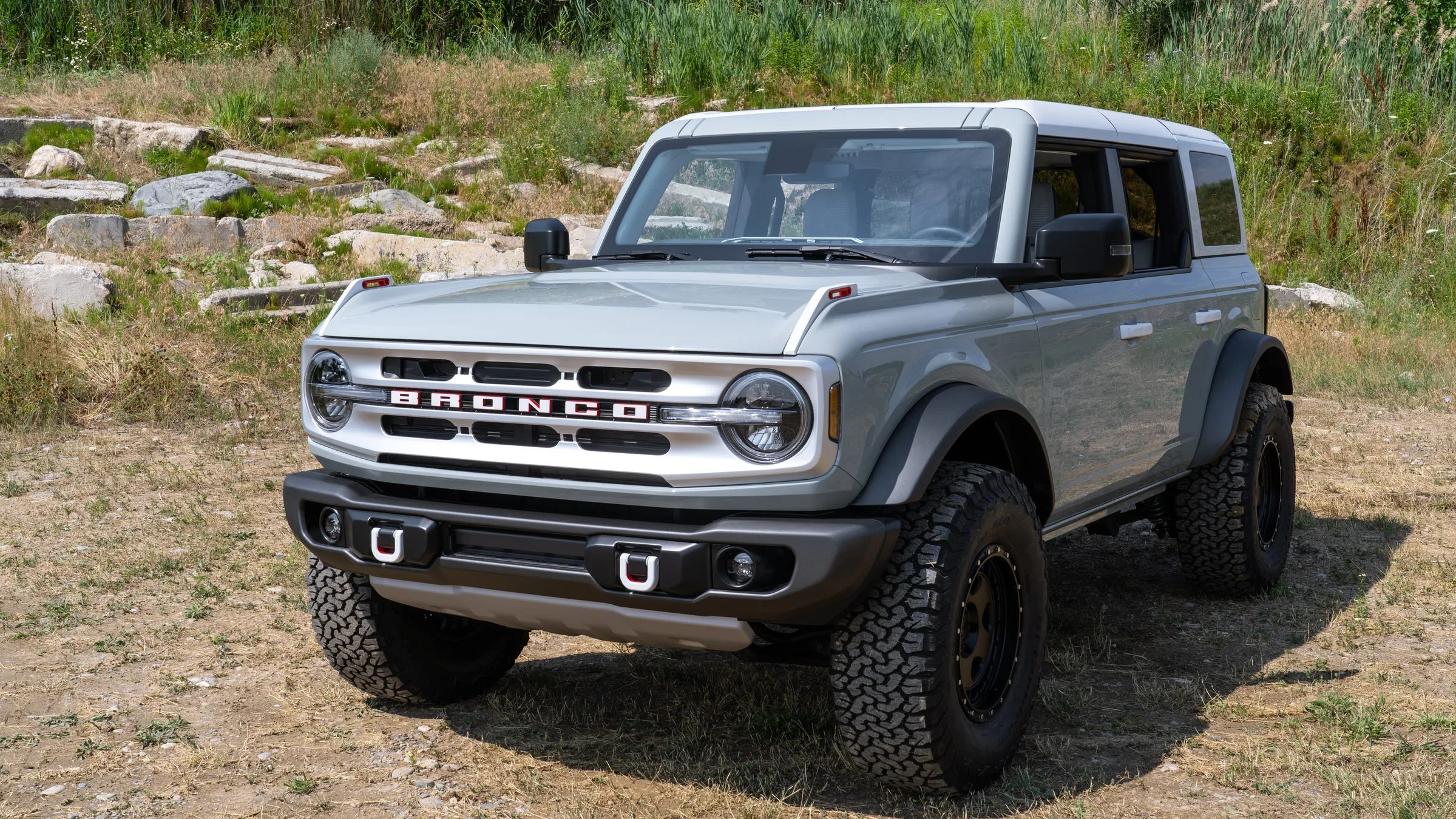 2021 Ford Bronco Suv Revealed New Features Will Make Jeep Envious