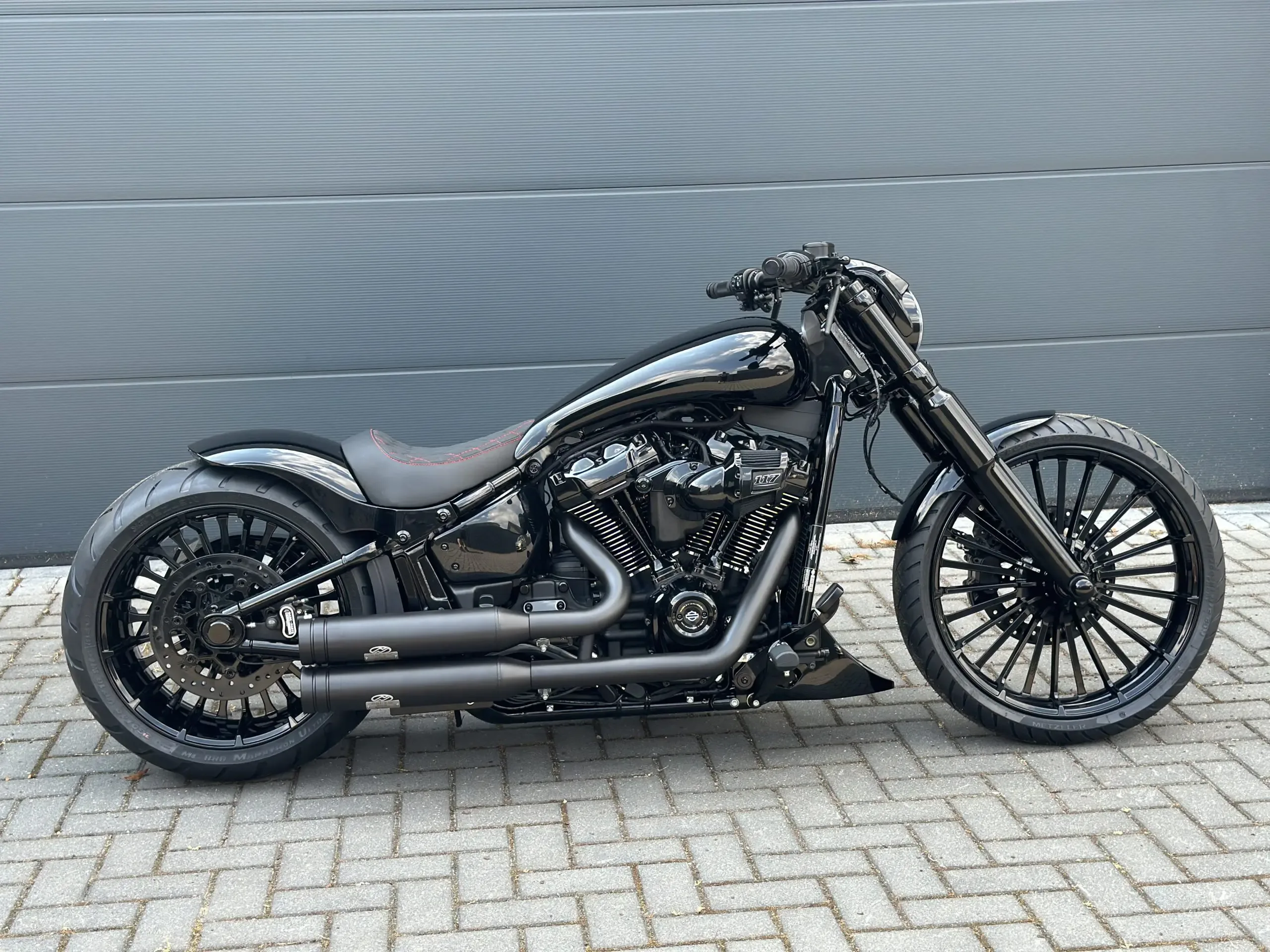 2022 Harley Davidson Breakout Custom
