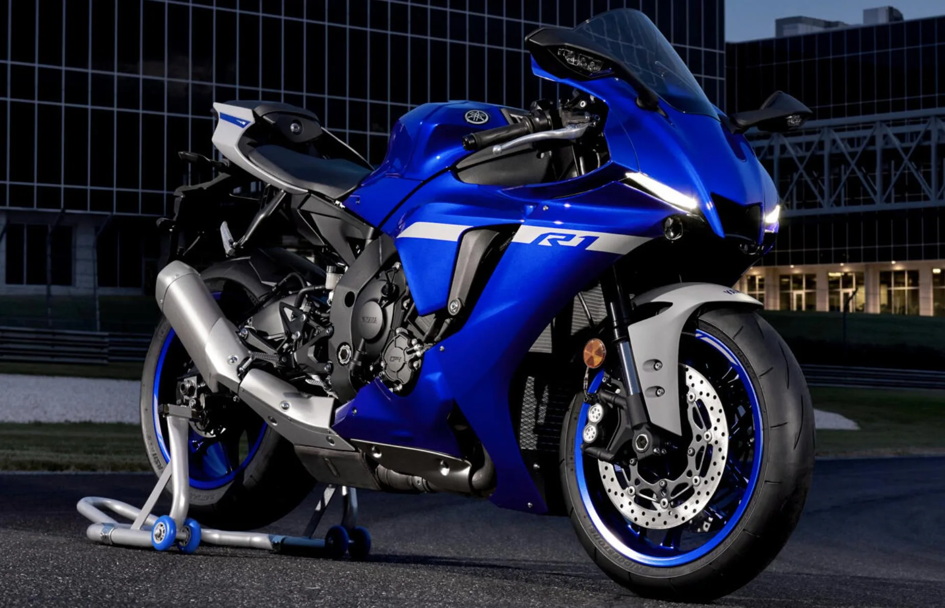 2022 Yamaha Yzf R1 Specifications And Expected Price In India
