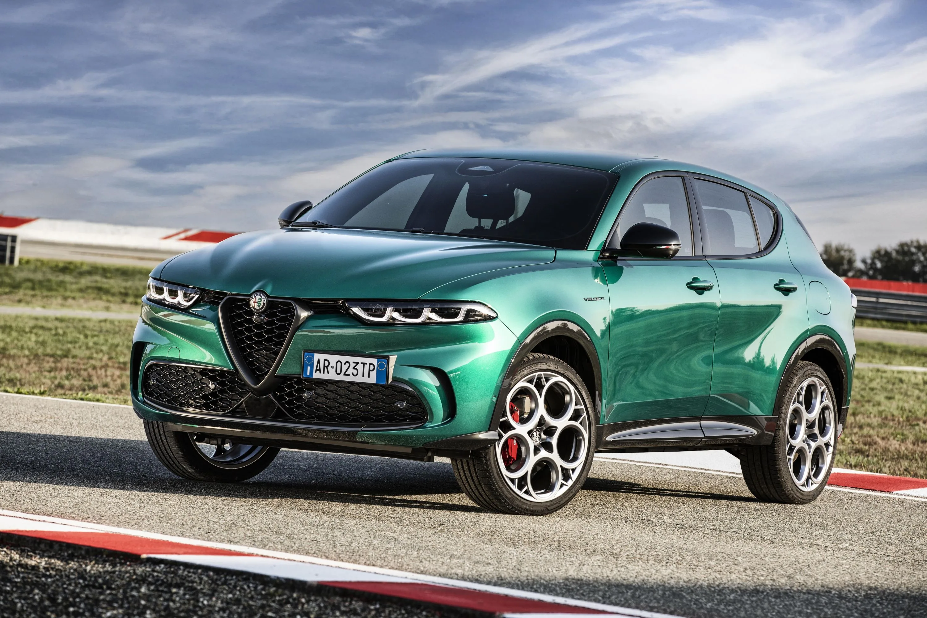 2023 Alfa Romeo Tonale Review Carexpert