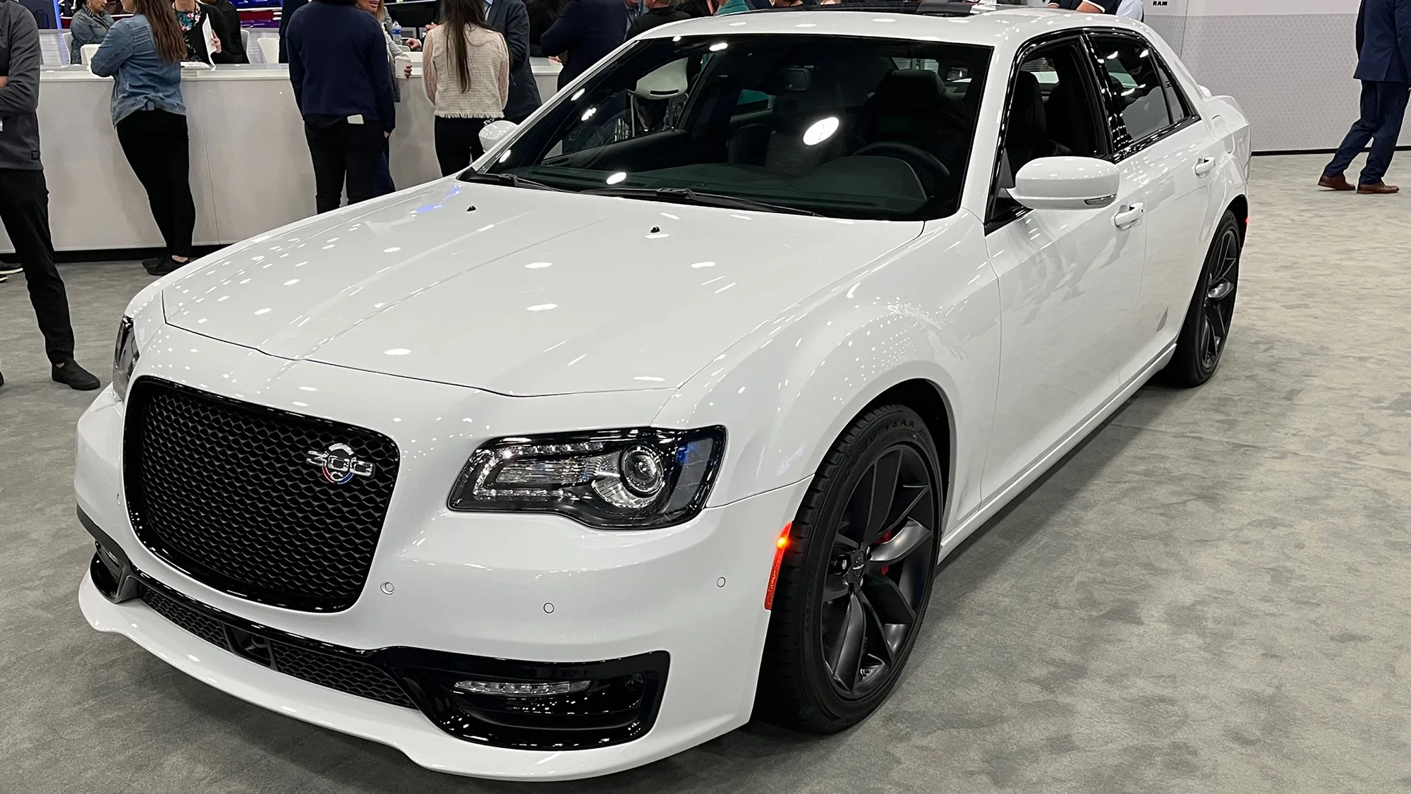 2023 Chrysler 300 Touring 4Dr Sedan Awd