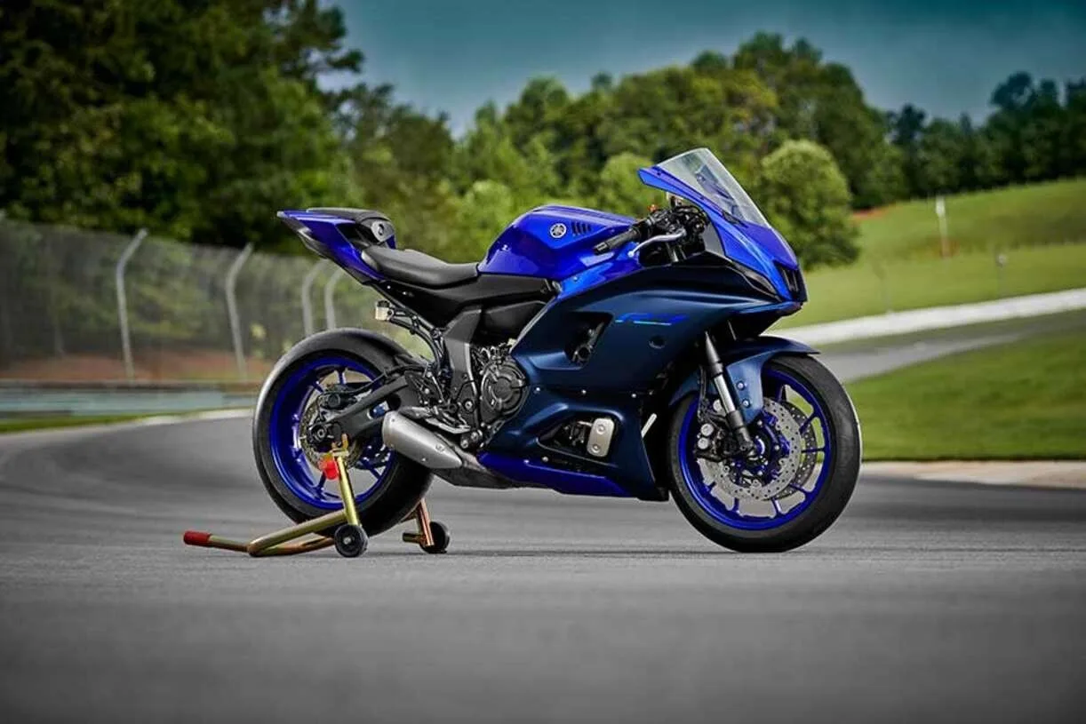2023 Yamaha Yzf R7 Intensity White
