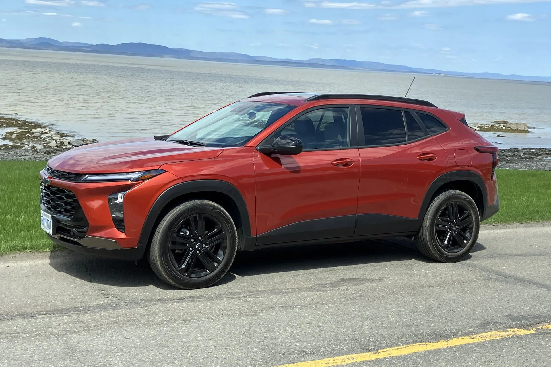 2024 Chevy Trax Crimson Metallic Alena Aurelia