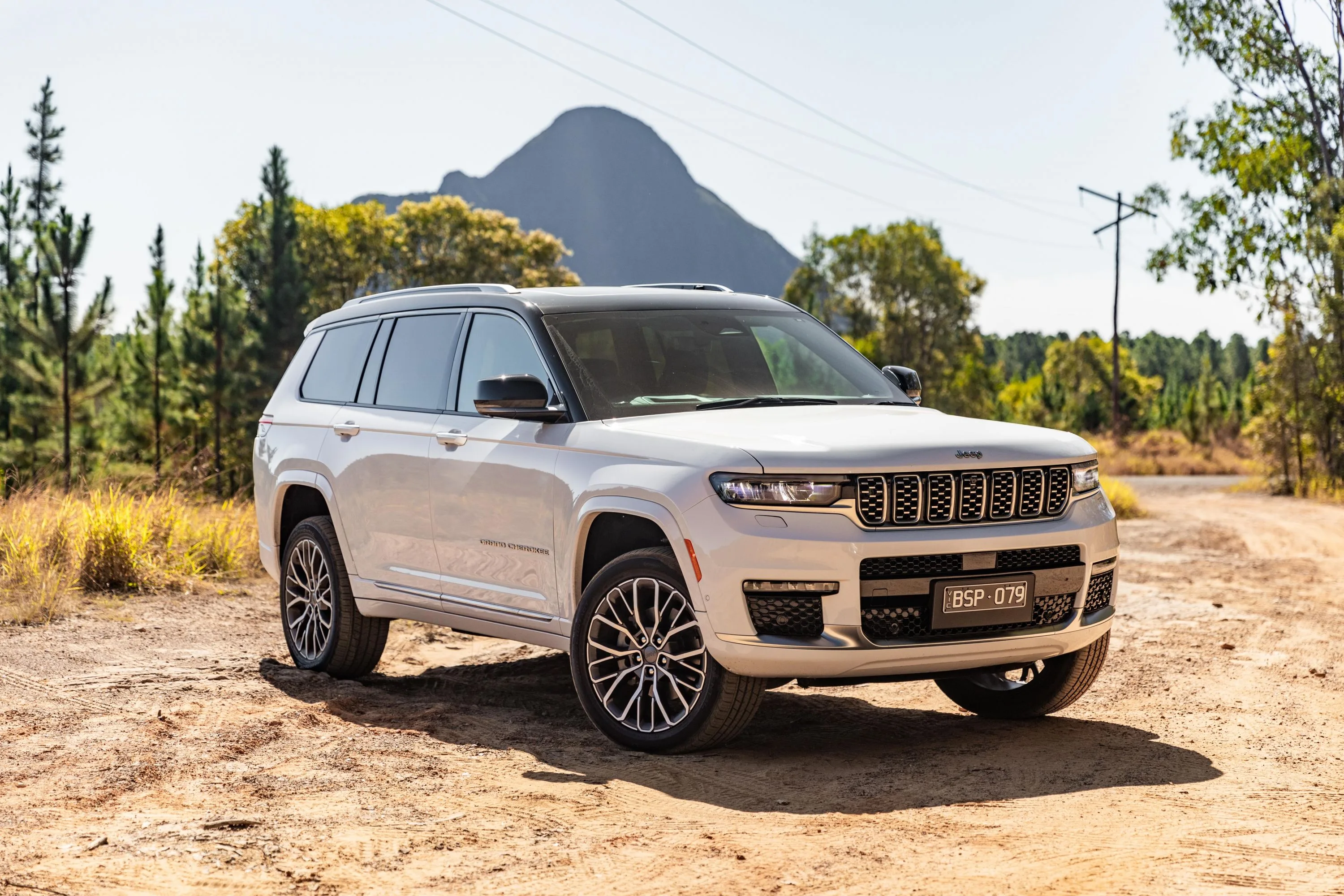 2024 Grand Cherokee Towing Capacity Alane Melinda
