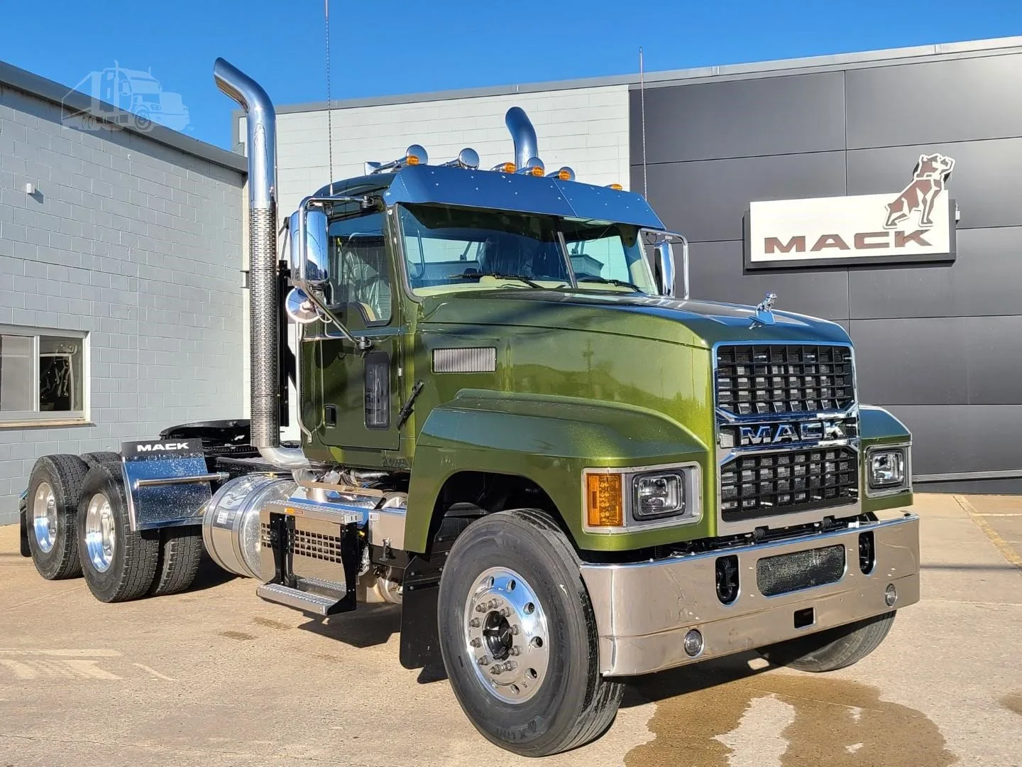 2024 Mack Pinnacle 64T For Sale In La Crosse Wisconsin