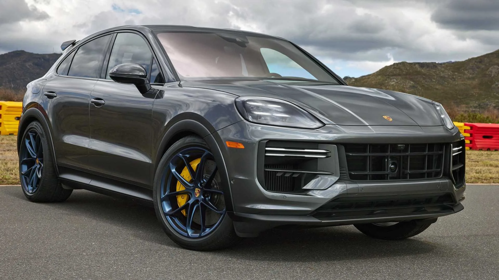 2024 Porsche Cayenne Revealed Overhauled Cabin More Power And 650 Hp Turbo Gt