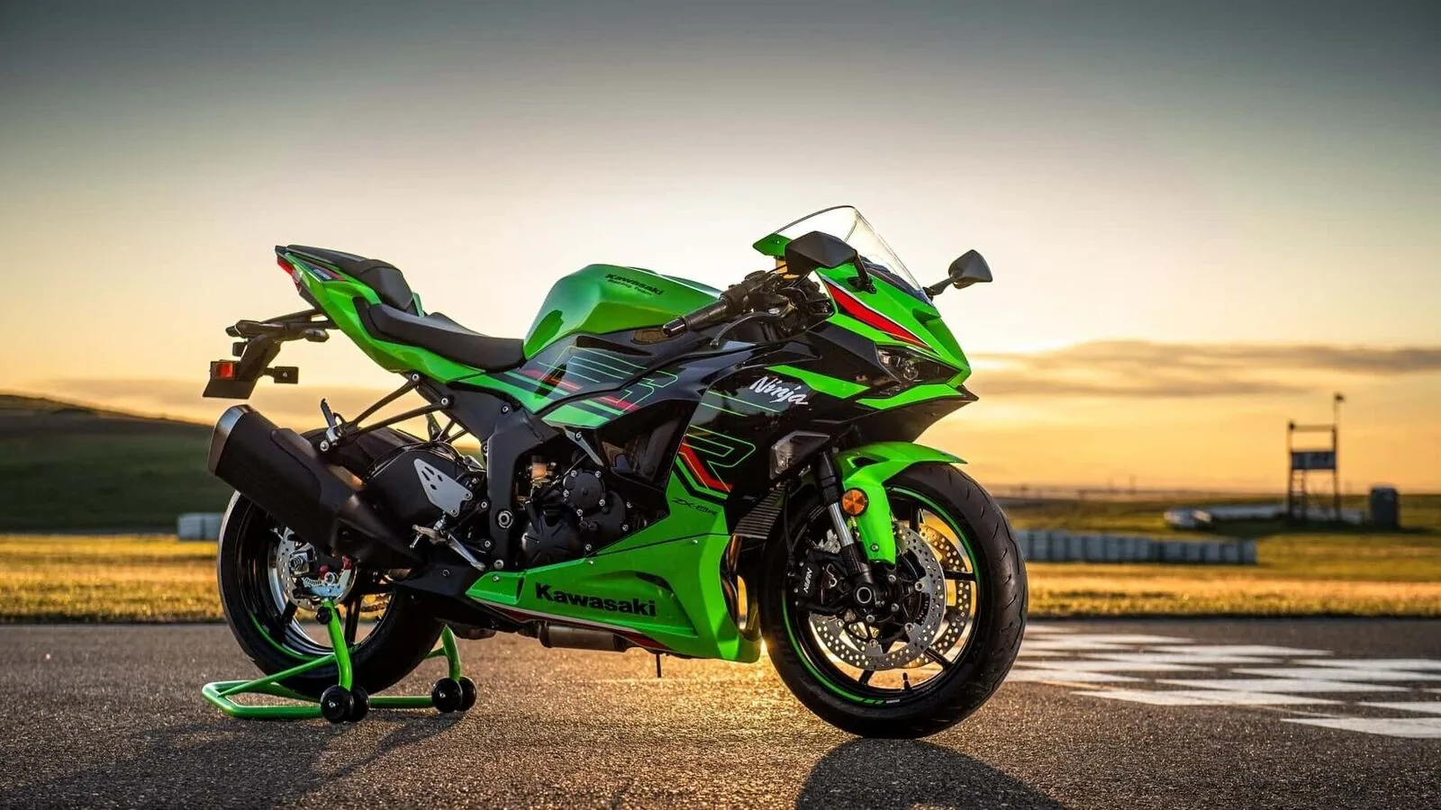 2024 Zx6R Weight Abbye Annissa
