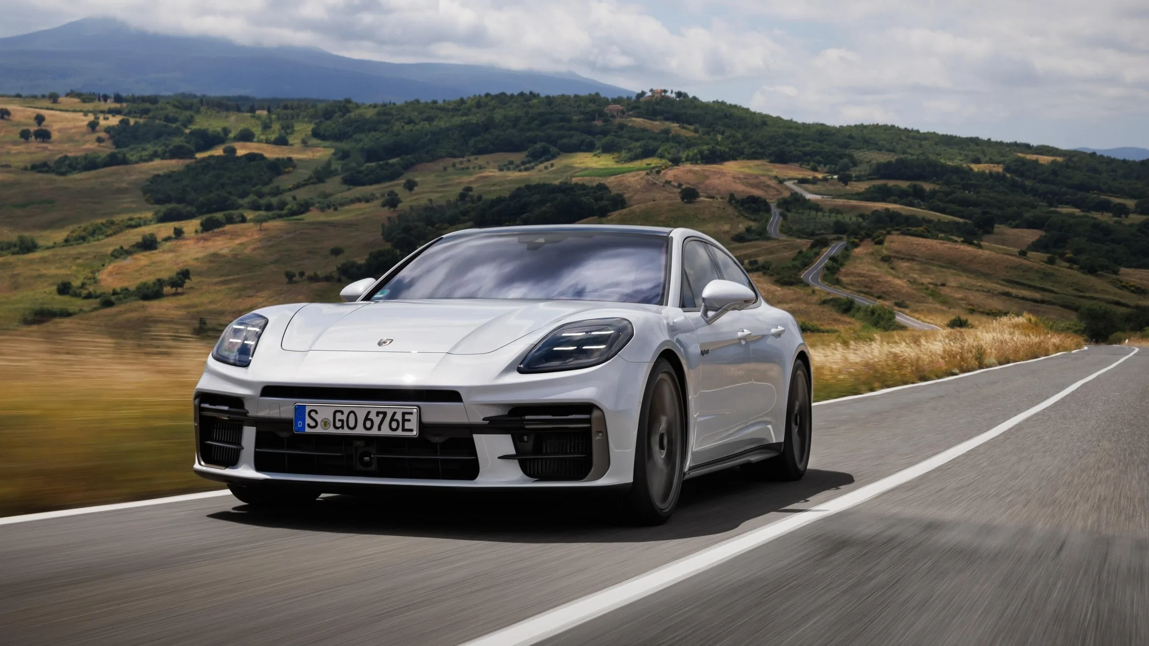 2025 Porsche Panamera Gts And Turbo S E Hybrid Join The Lineup With 493 And 771 Hp Autoevolution