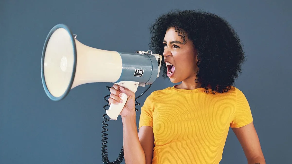 3 Ways To Feel Better About Your Voice And How It Sounds By Phil Roberts Medium