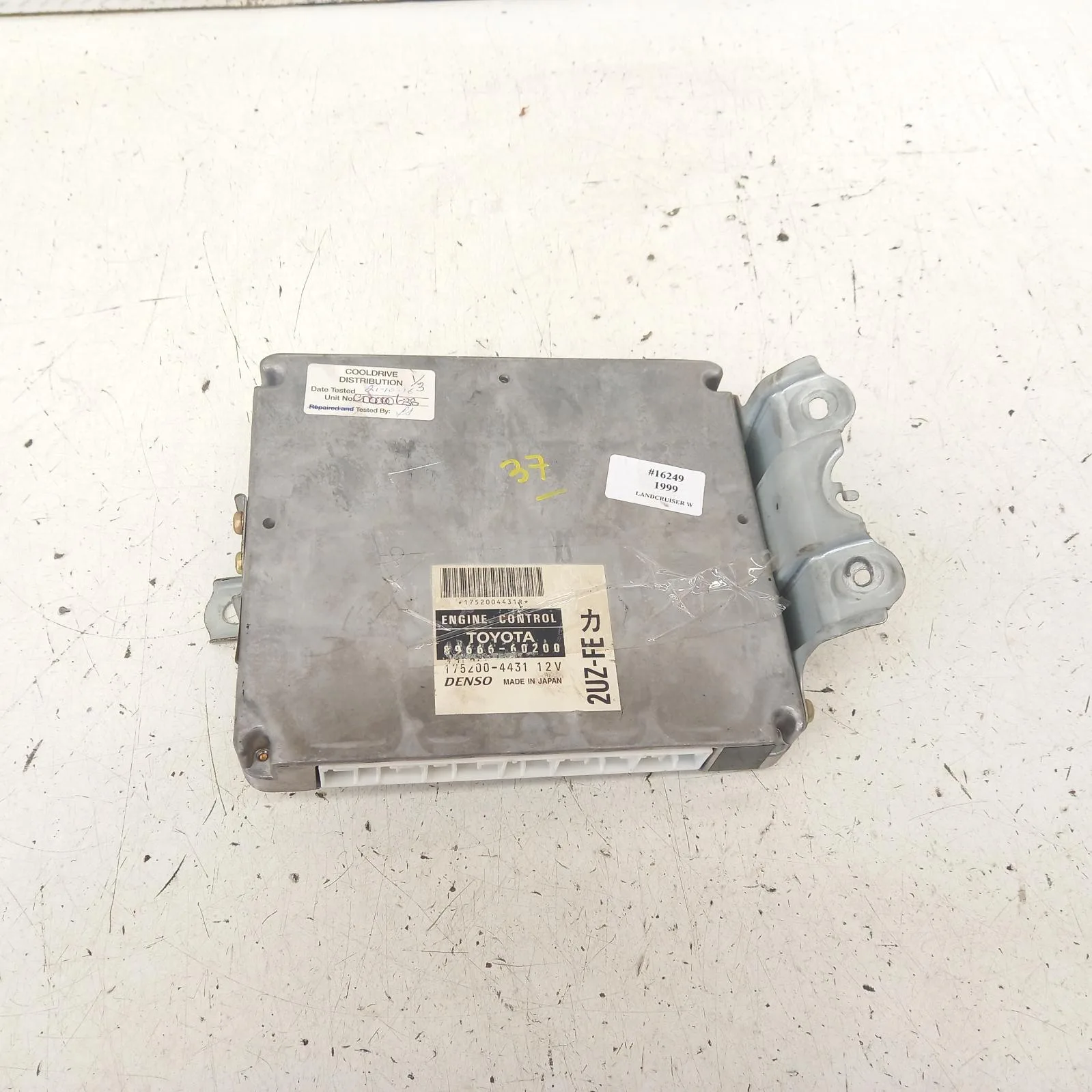 415497 Used Ecu For 1999 Landcruiser Engine Ecu 4 7 2Uz Fe Petrol Ecu Only 100 Series P