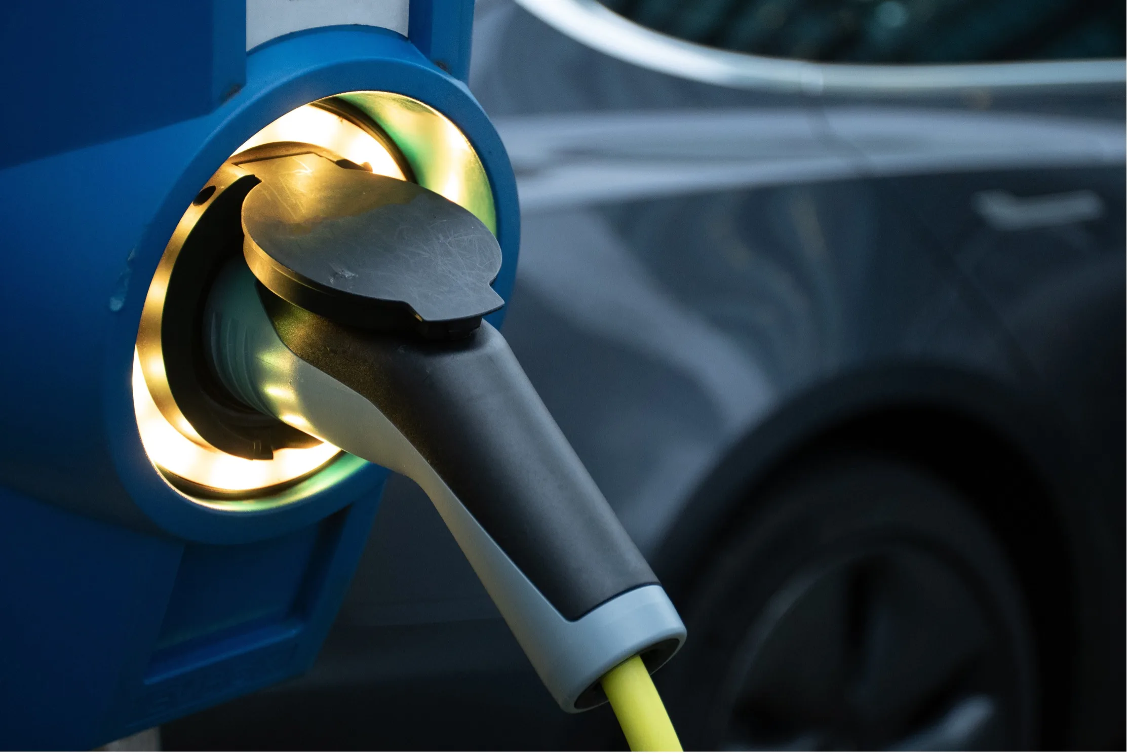 5 Advantages Of Owning A Smart Charging Network Elanga
