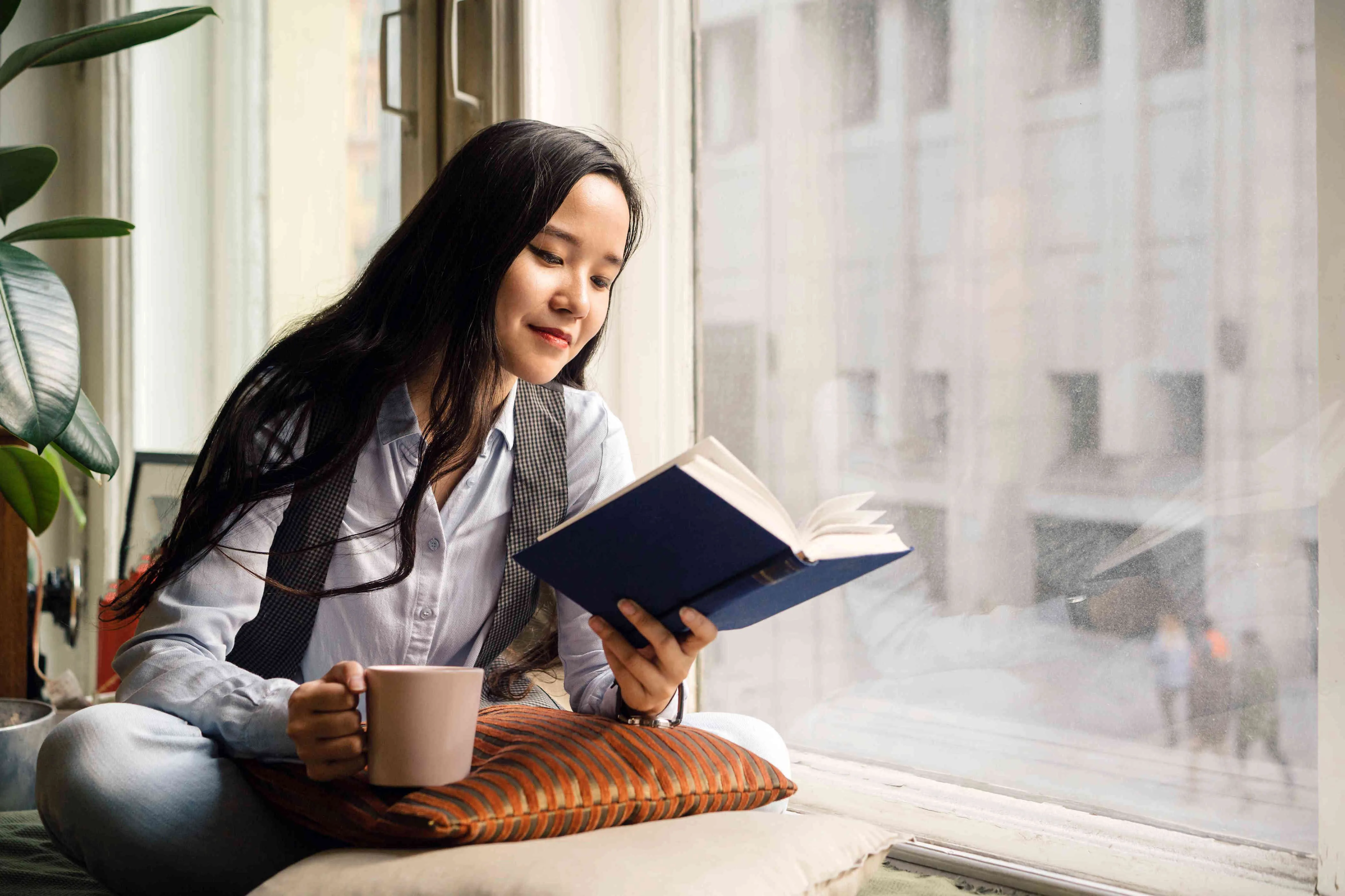 60 Quotes About Reading That Ll Inspire You To Pick Up A Book