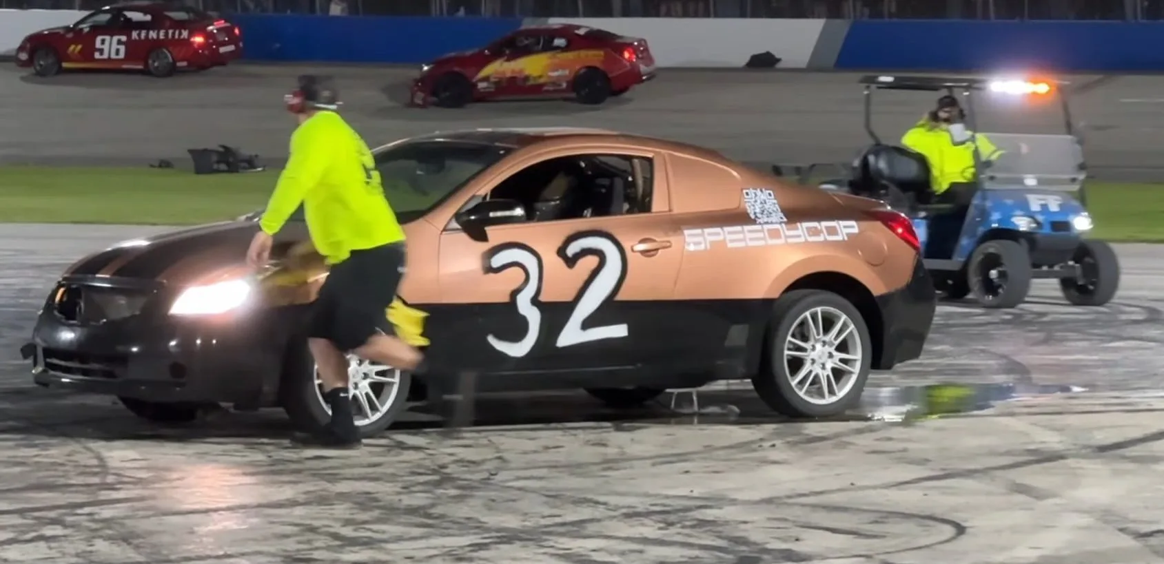76 Nissan Altimas Racing On One Track Is The Ultimate Test Of Big Altima Energy The Autopian