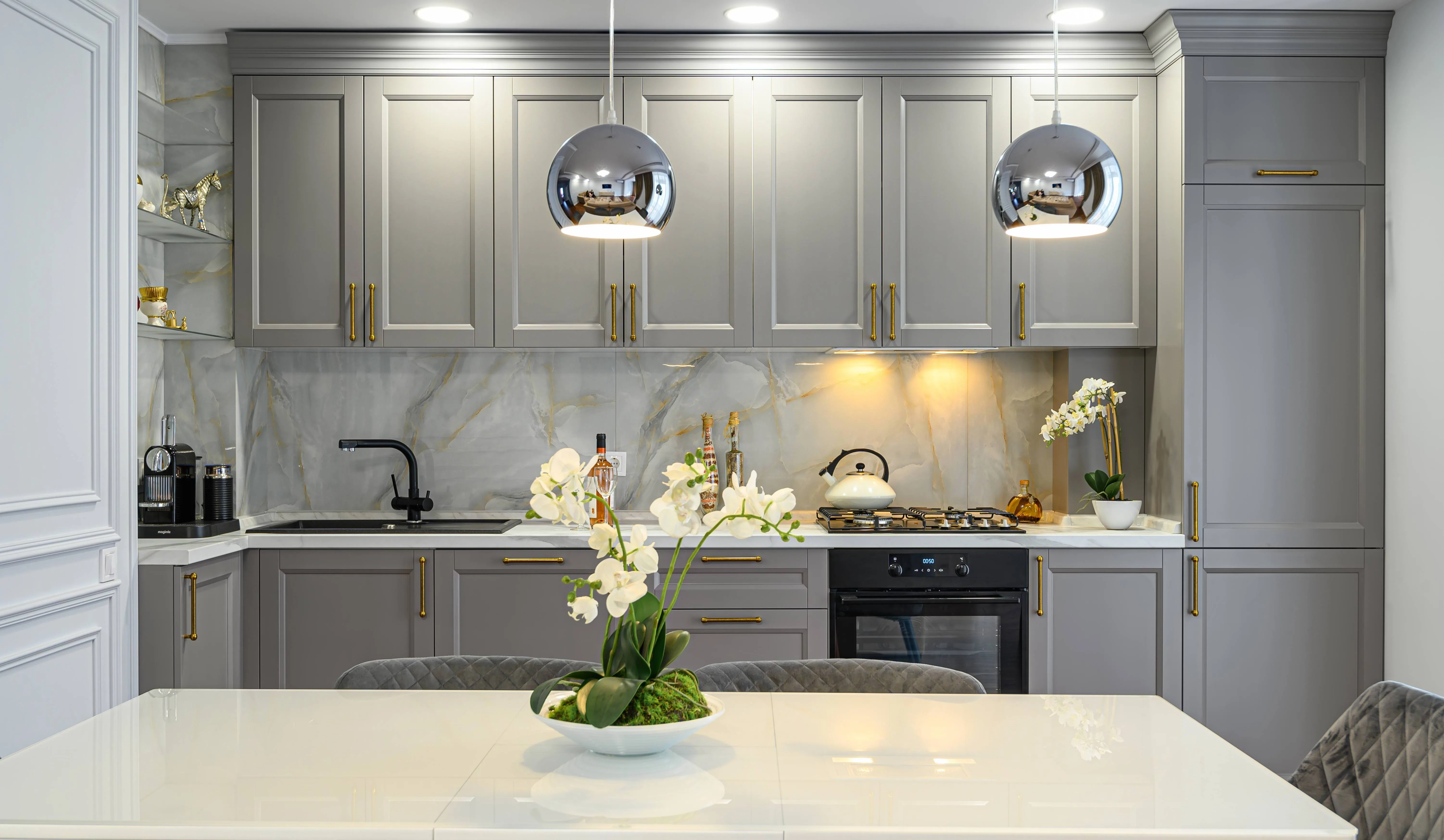 8 Top Kitchen Cabinet Color Trends In 2023