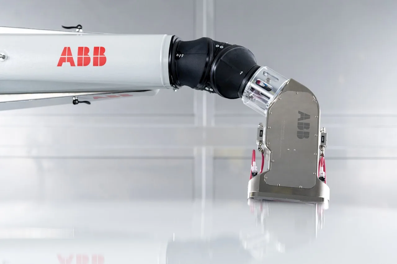 Abb Robotics Unveils World S First Robot Painted Art Car