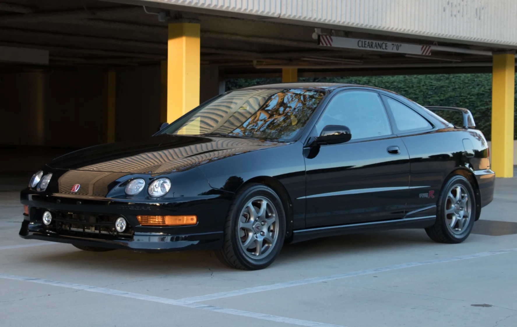 Acura Integra Black Rims