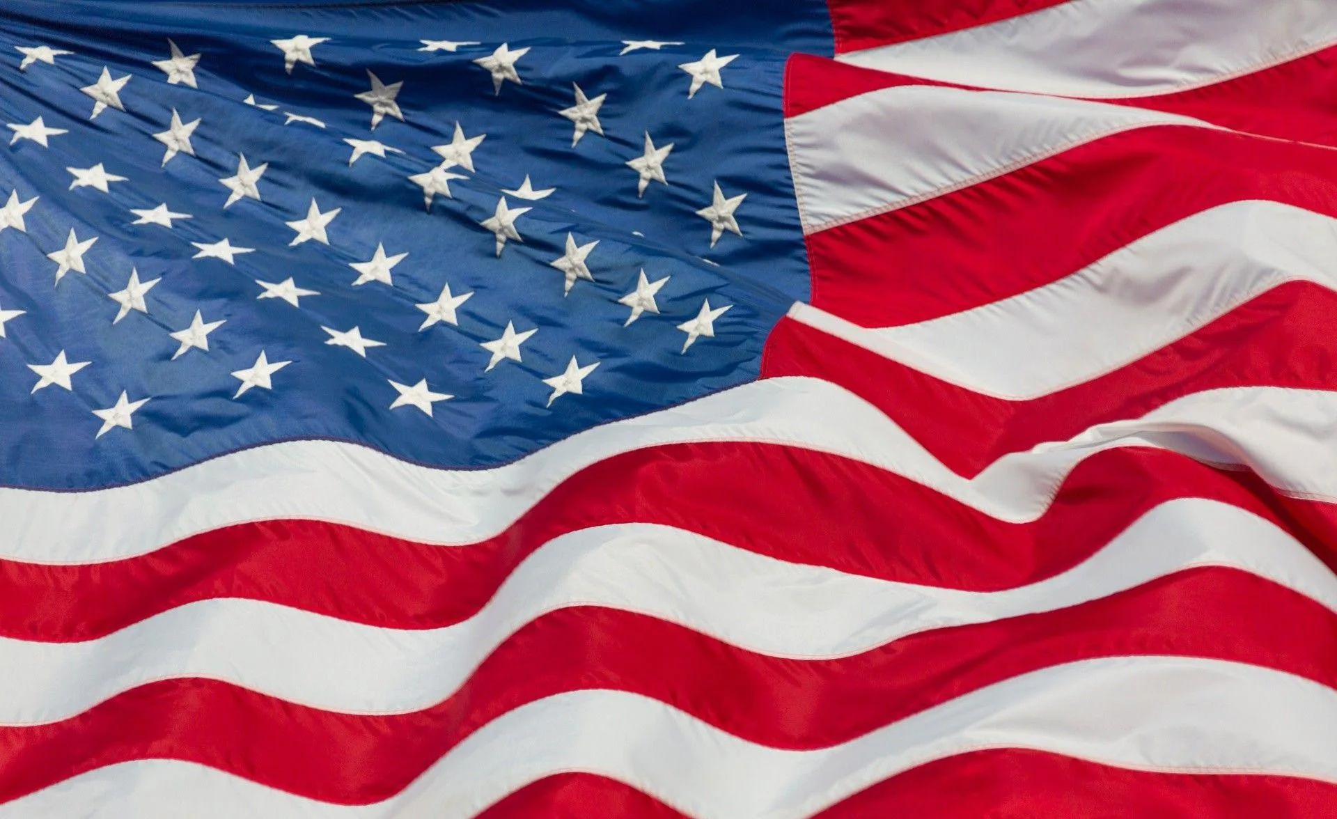 American Flag Waving Wallpapers Top Free American Flag Waving Backgrounds Wallpaperaccess