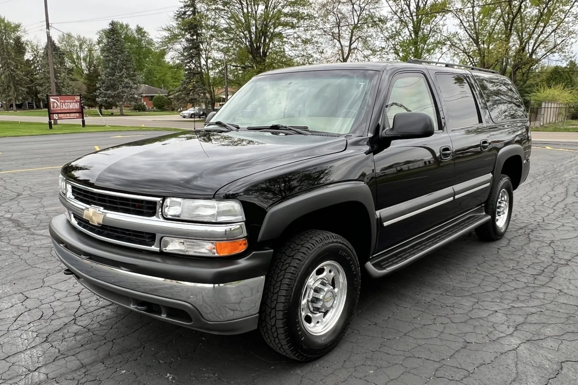 Armored 2003 Chevrolet Suburban 2500 Lt 8 1L 4X4 For Sale On Bat Auctions Sold For 27 500 On