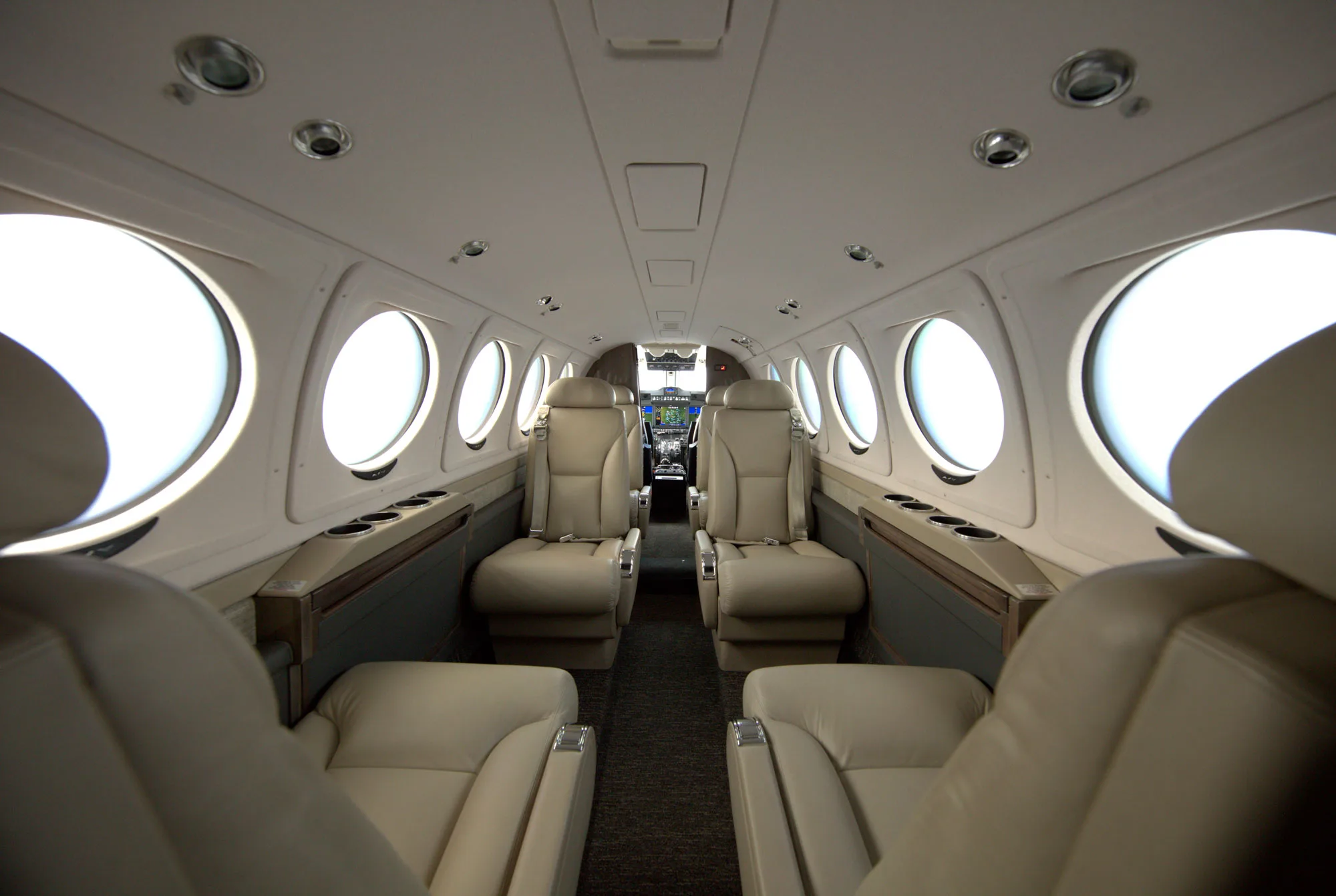 Beechcraft King Air 200 Charter Aircraft Extraordinaire Adagold