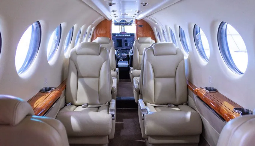 Beechcraft King Air 350I Desert Jet