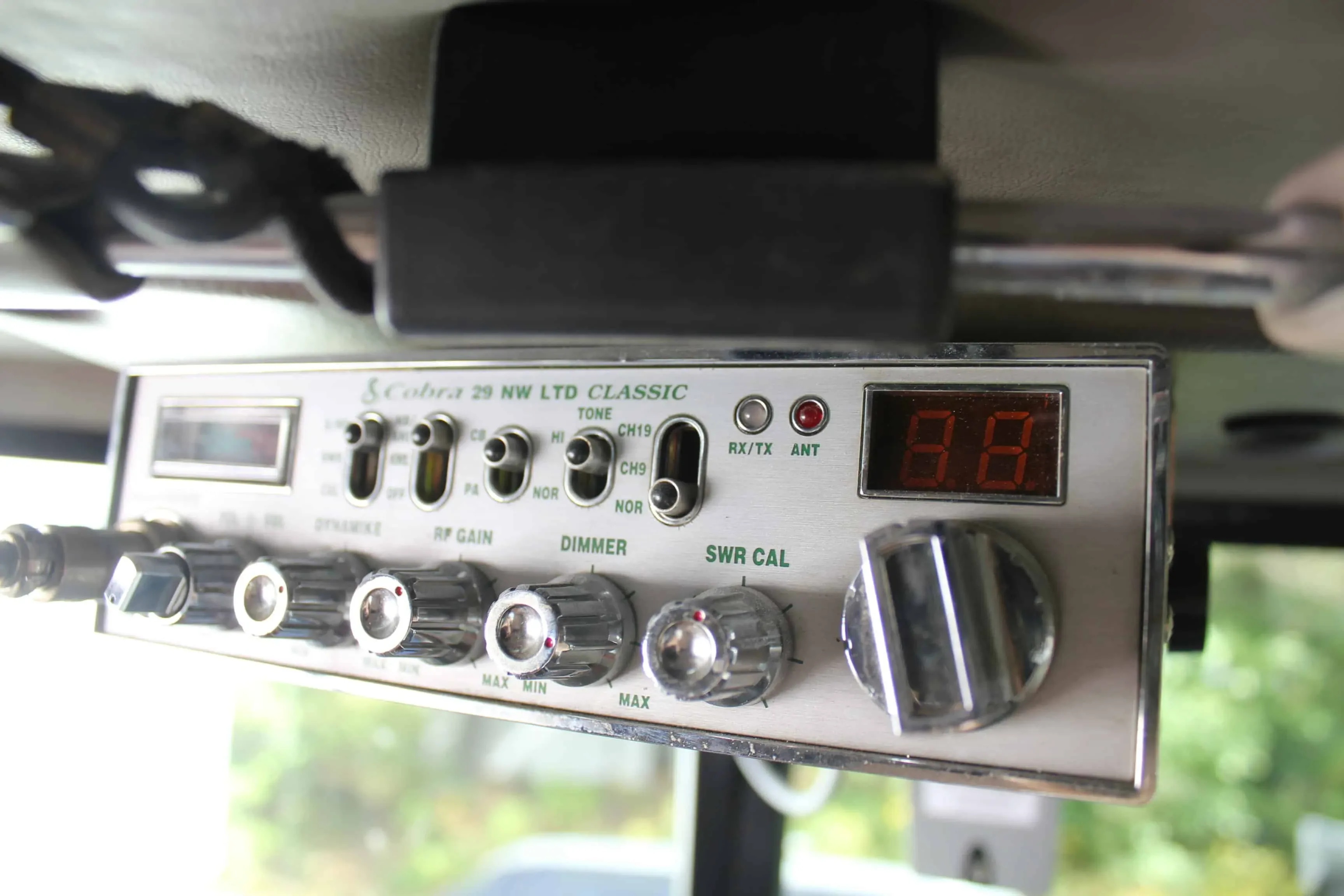Big Cb Radios Memories From The Glory Days Of Trucking