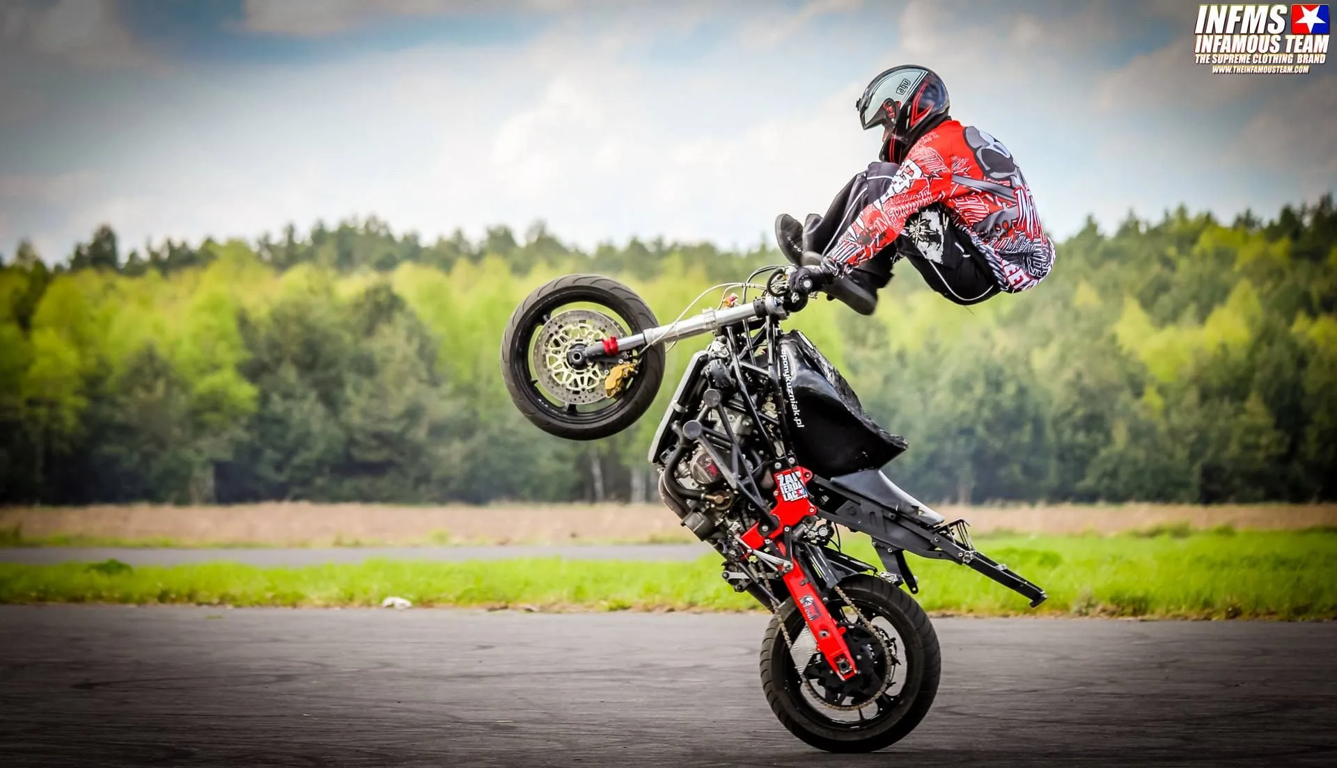 Black Red Stunt Bike Stunt Bike Stunts Bike Ride