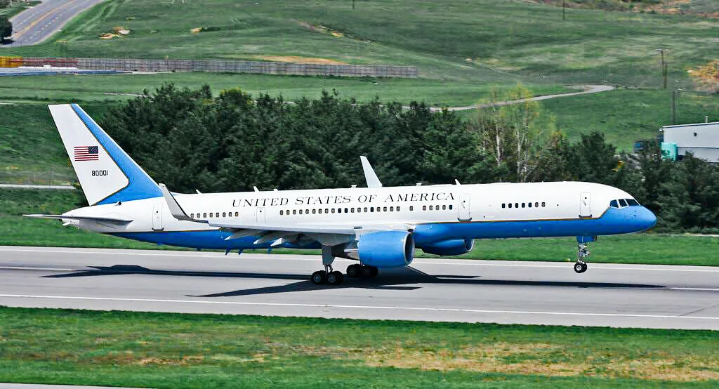 Boeing 757 Engine Fire Protection