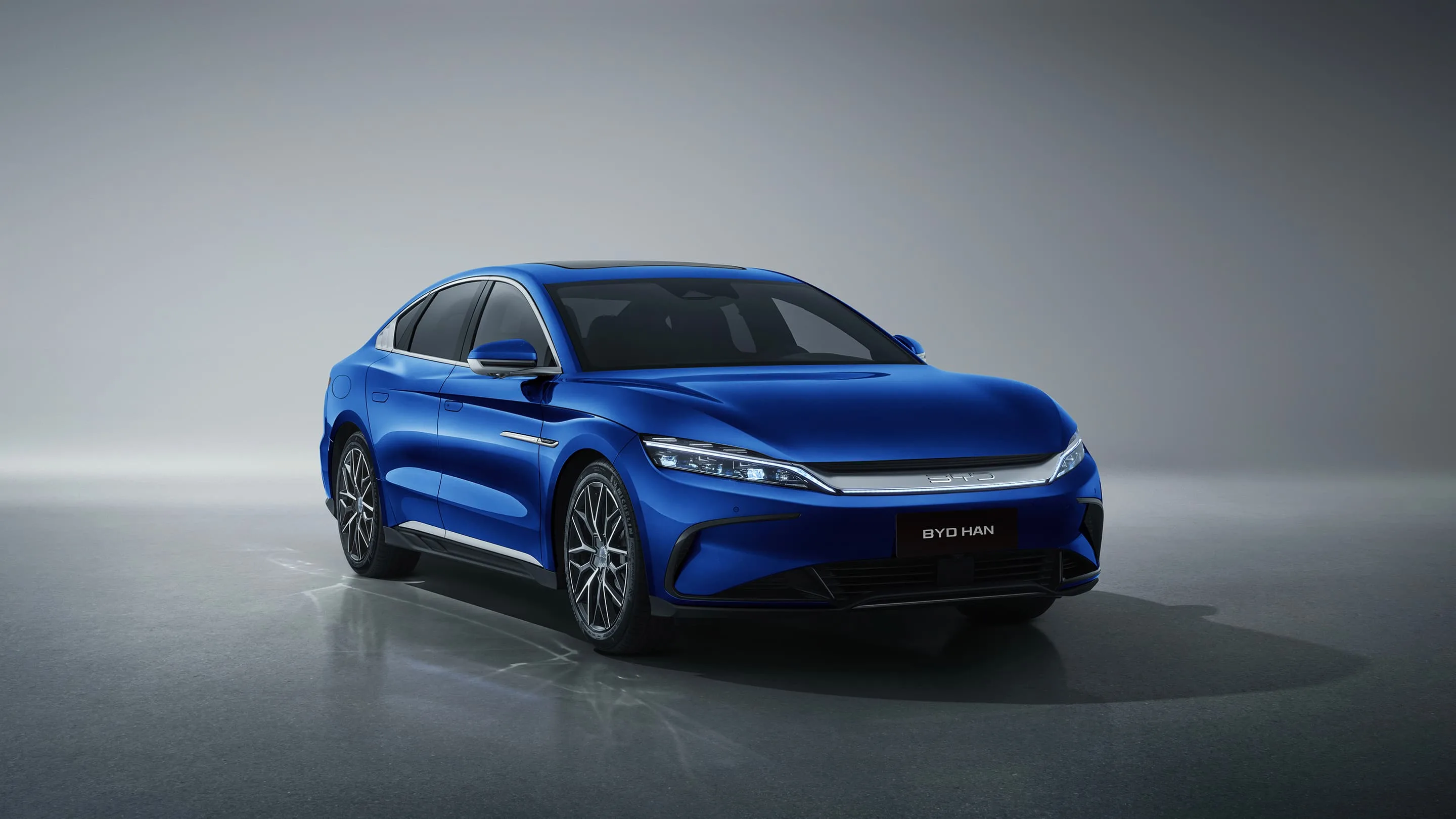 Byd Han Sleek And Sporty Sedan Byd Europe