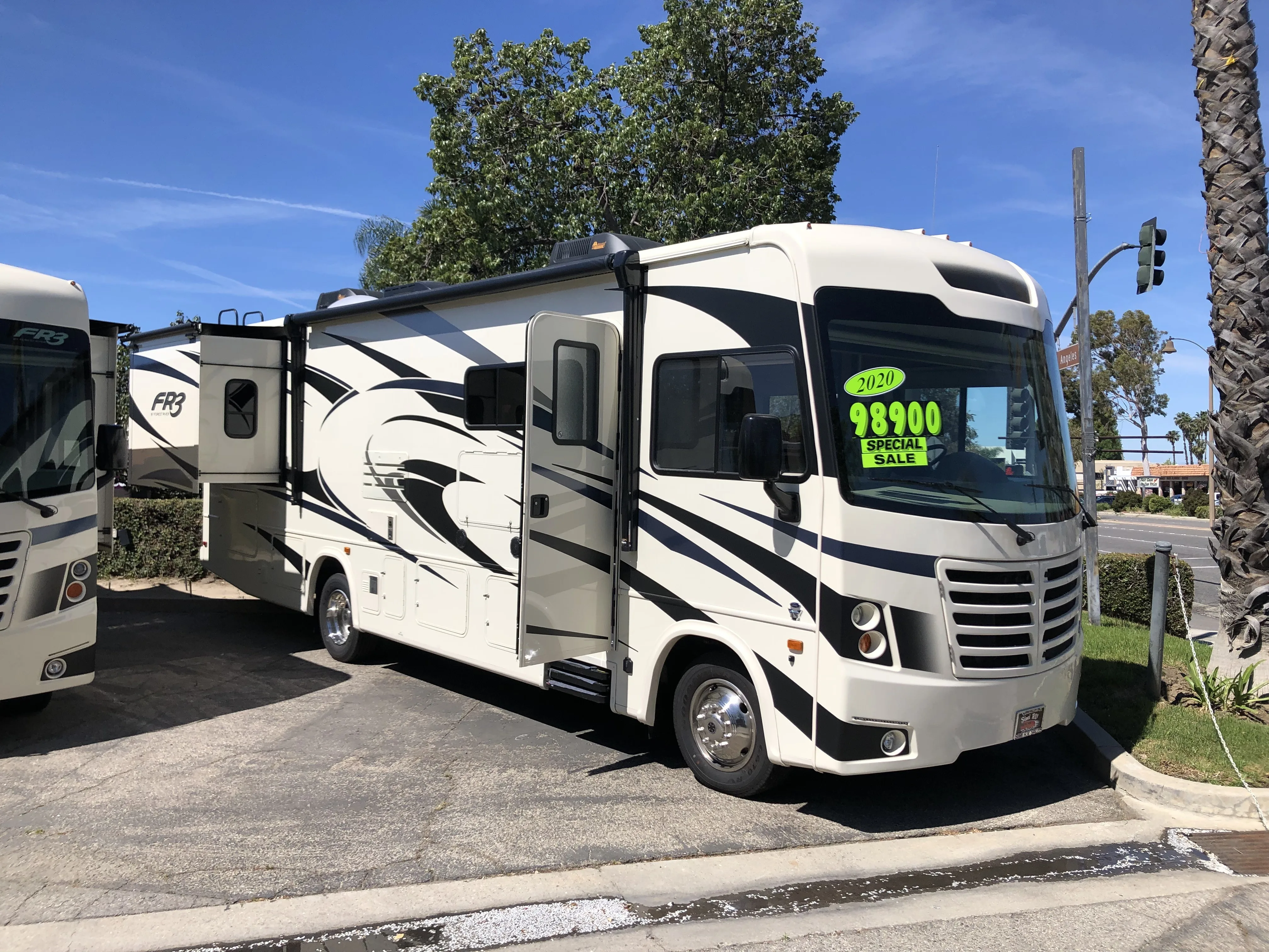 California Rv Dealer New Used Rv Sales Parts Service