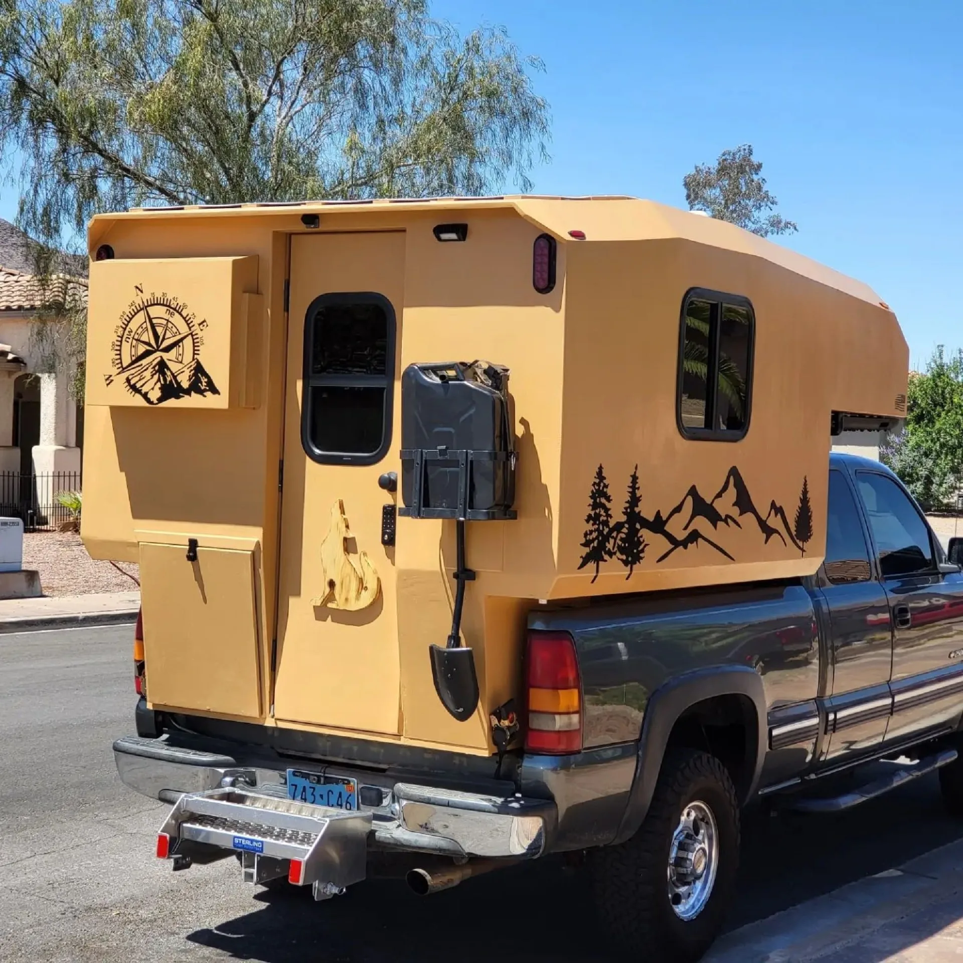 Camper