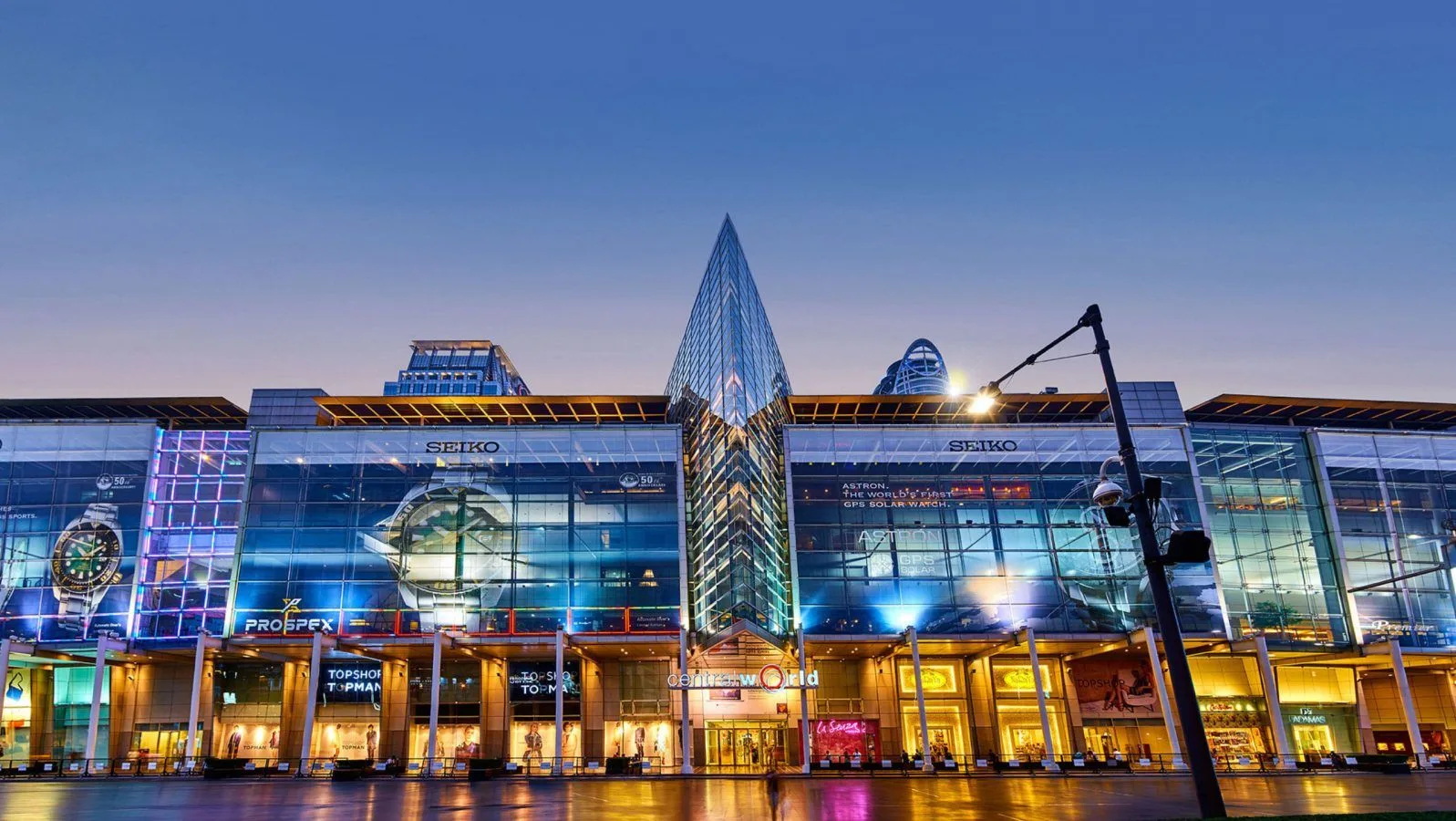 Central World เซ็นทรัลเวิลด์ สถานที่ที่คุณจะไม่หลงอีกต่อไป