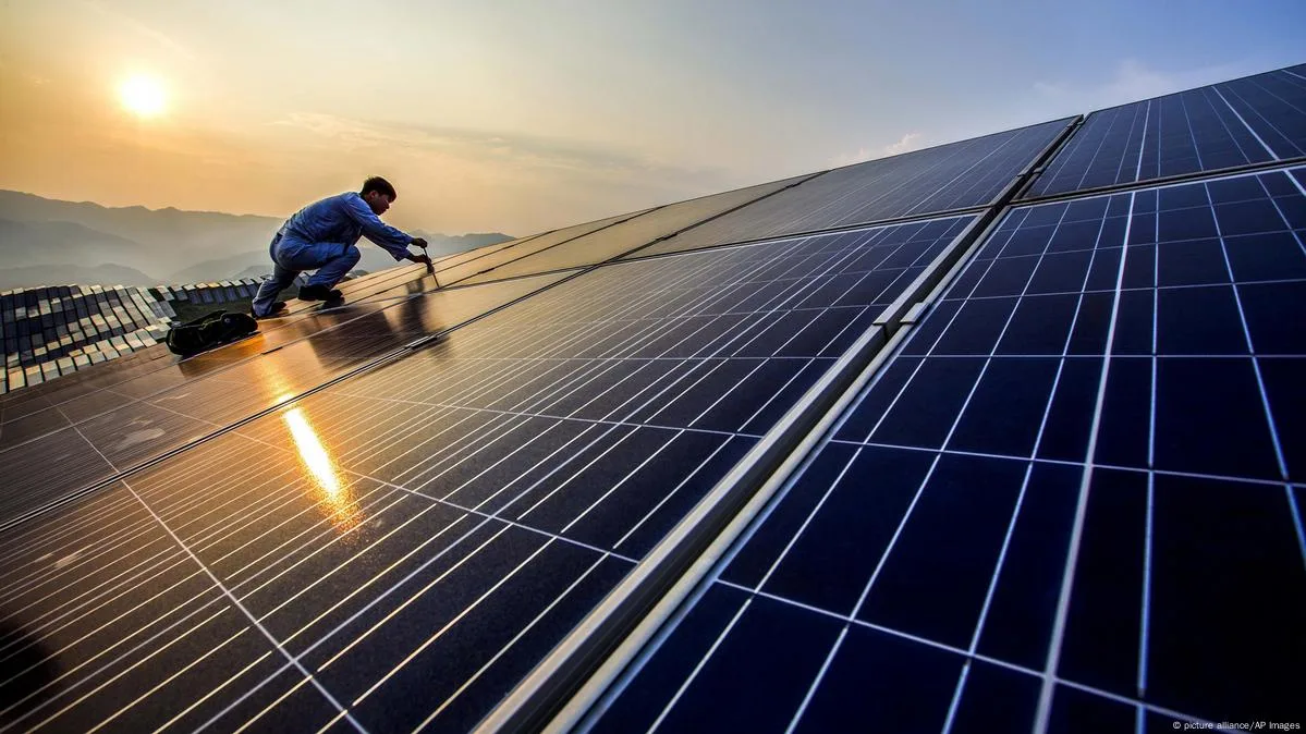 China Leads Solar Expansion In Renewables Surge Dw 06 07 2017