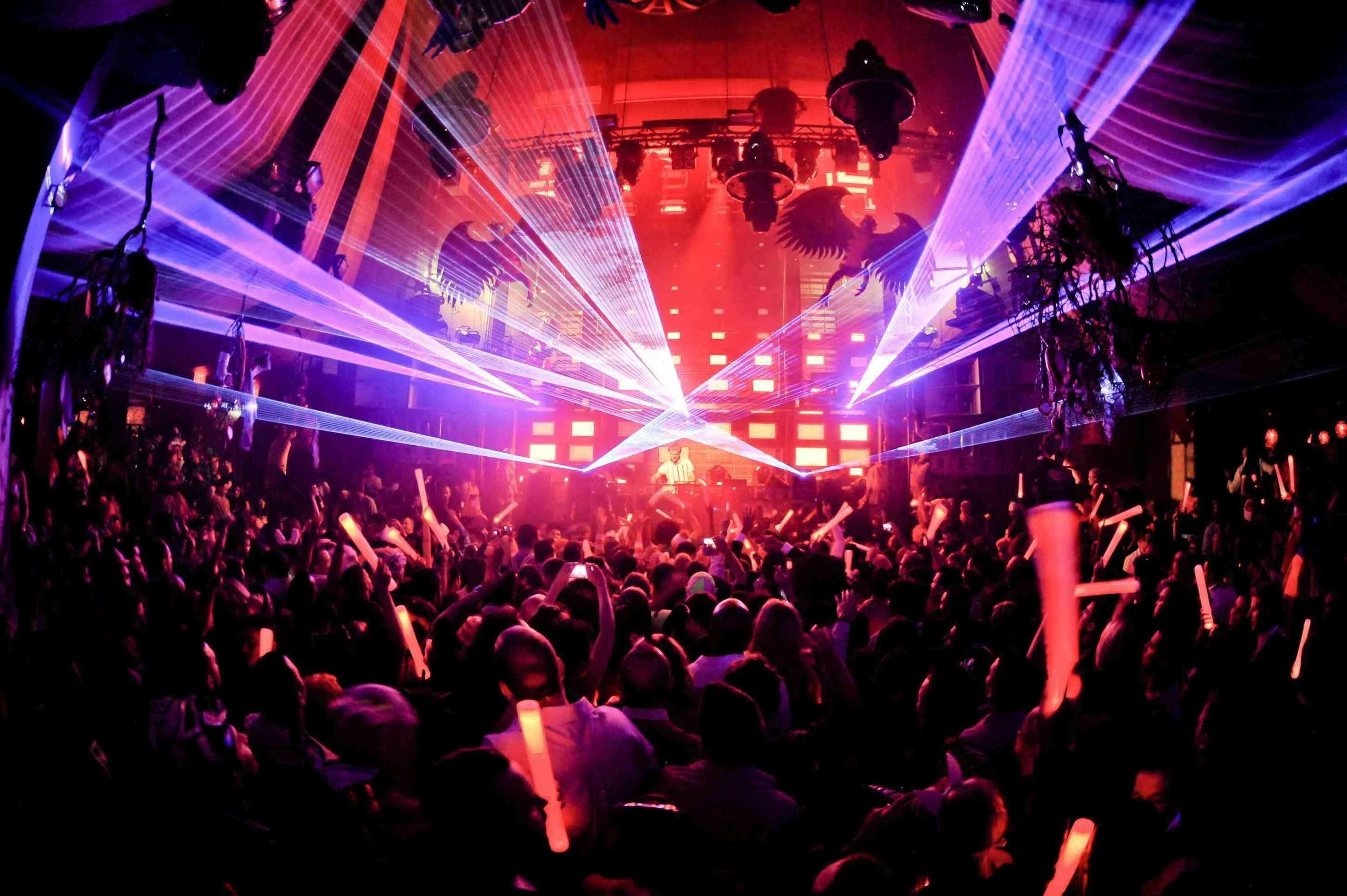 Club Wallpapers Top Free Club Backgrounds Wallpaperaccess