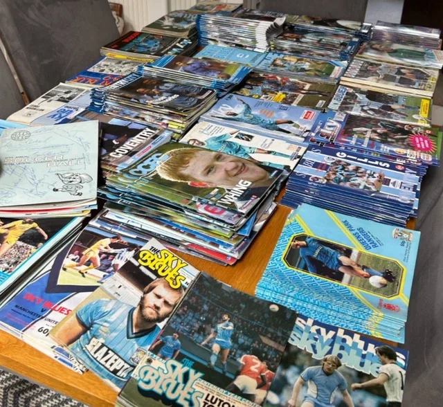 Collection Of Hundreds Of Coventry City Home Programmes 156 68 Picclick Uk