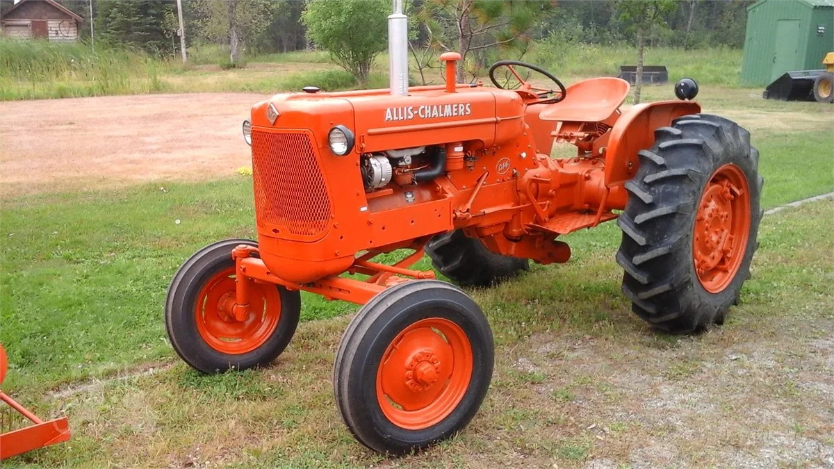 Comparing Allis Chalmers D14 Vs Antonio Carraro Sx 7800S