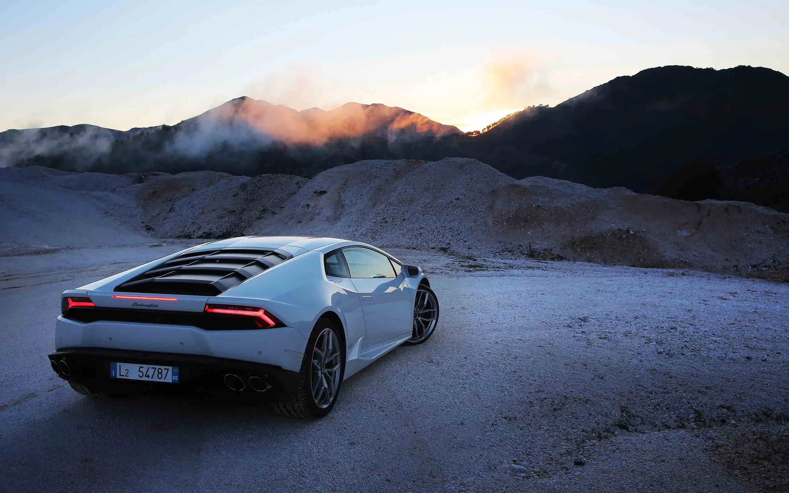 Cool Cars Wallpapers Top Free Cool Cars Backgrounds Wallpaperaccess