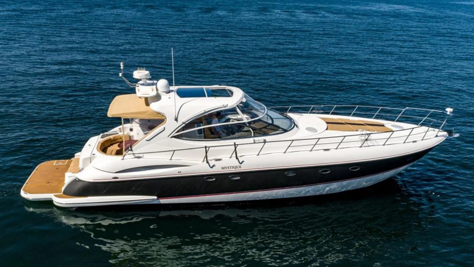 Cruisers 540 Express For Sale Cruisers Yachts Used Boats
